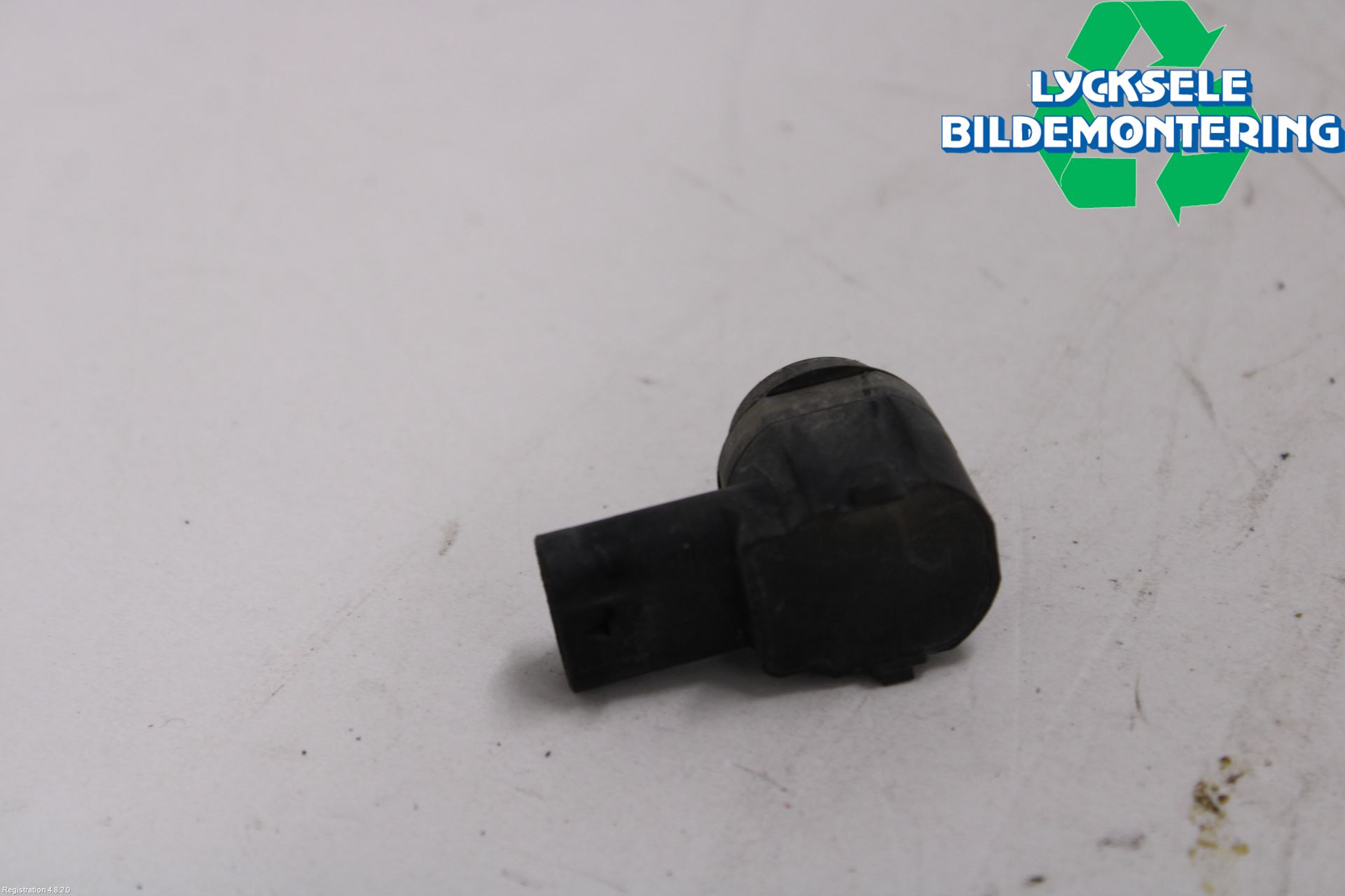 Skoda SUPERB 09-15 Parkeringshjälp Frontsensor