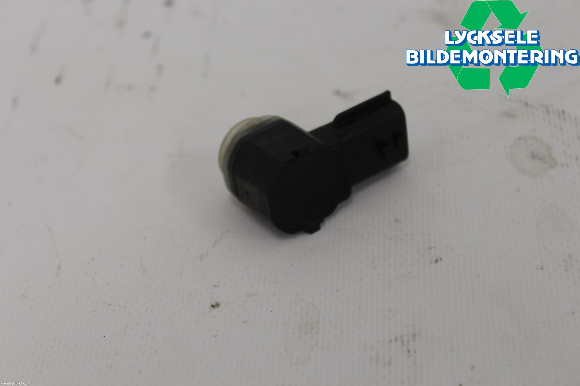 Opel VIVARO 15-19 Parkeringshjälp Backsensor