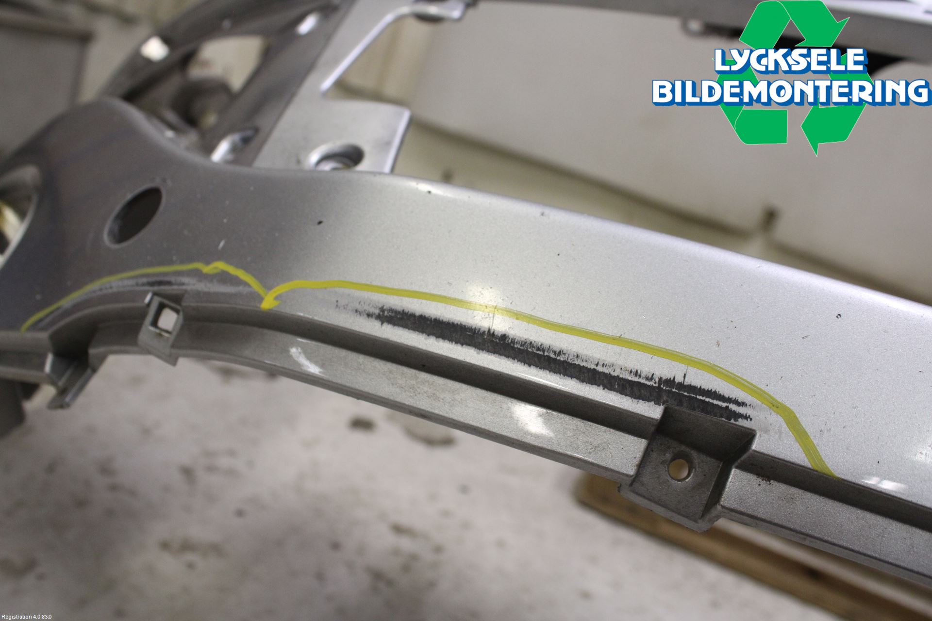 Citroen C-CROSSER Stötfångarbeklädnad Fram