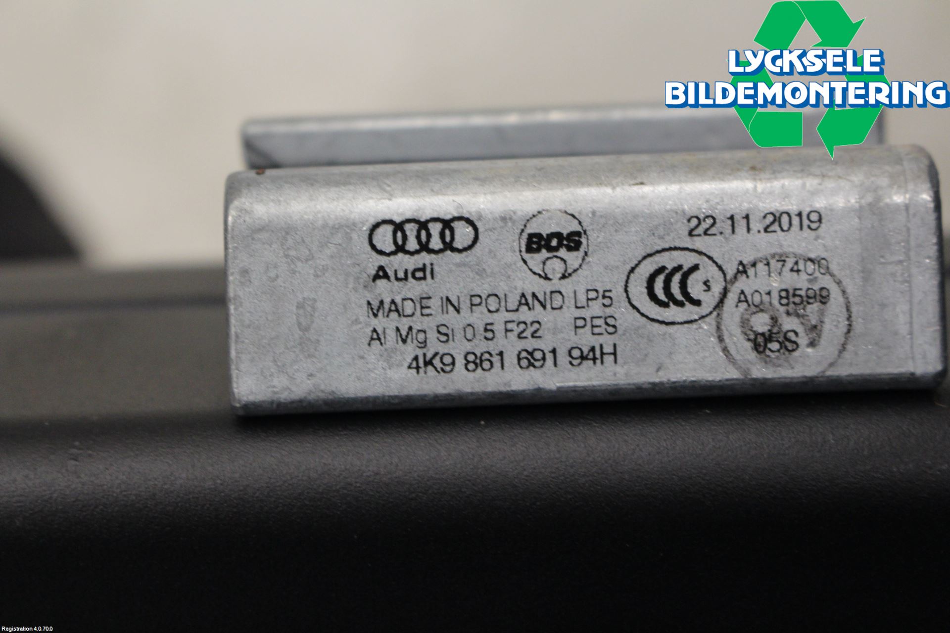 Audi A6 F2/C8 19- Lastnät