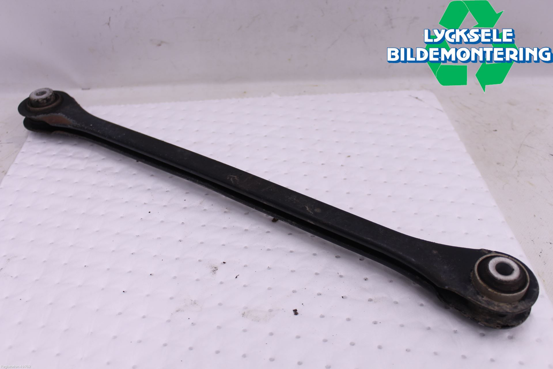 BMW 2 F45 Active Tourer 14-21 Bärarm Bak Höger