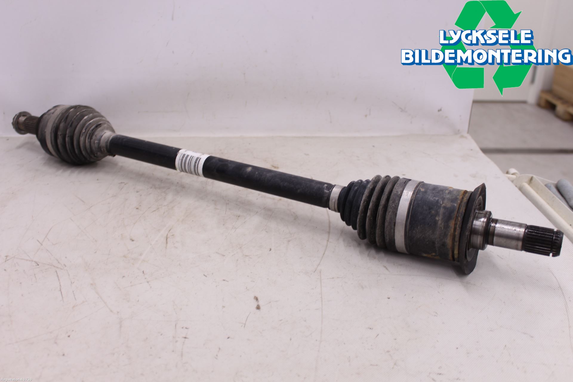 BMW 3 F30/F31/F80 12-19 Drivaxel Bak Höger