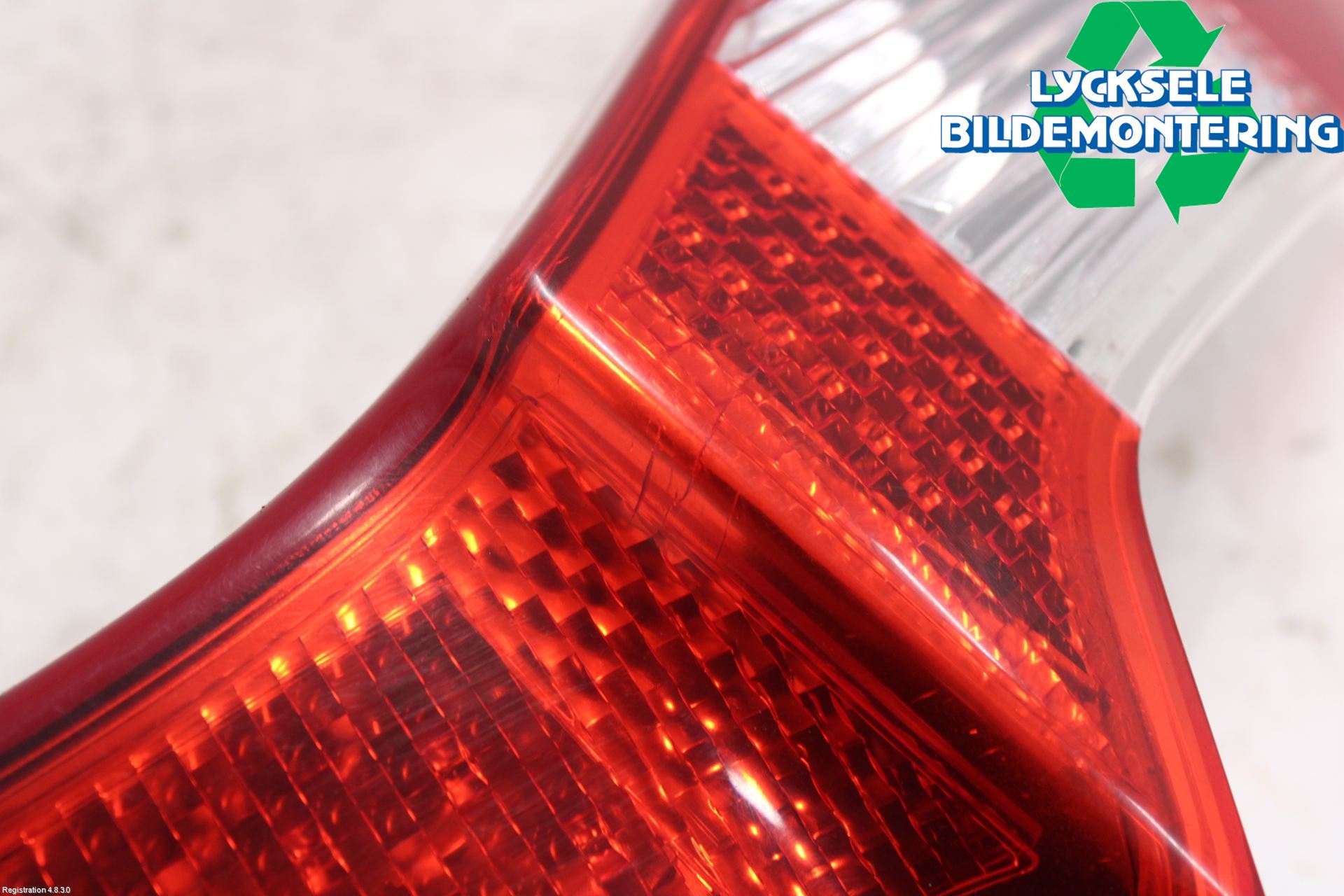 Volvo XC70 08-13 Bakljus Lucka Vä