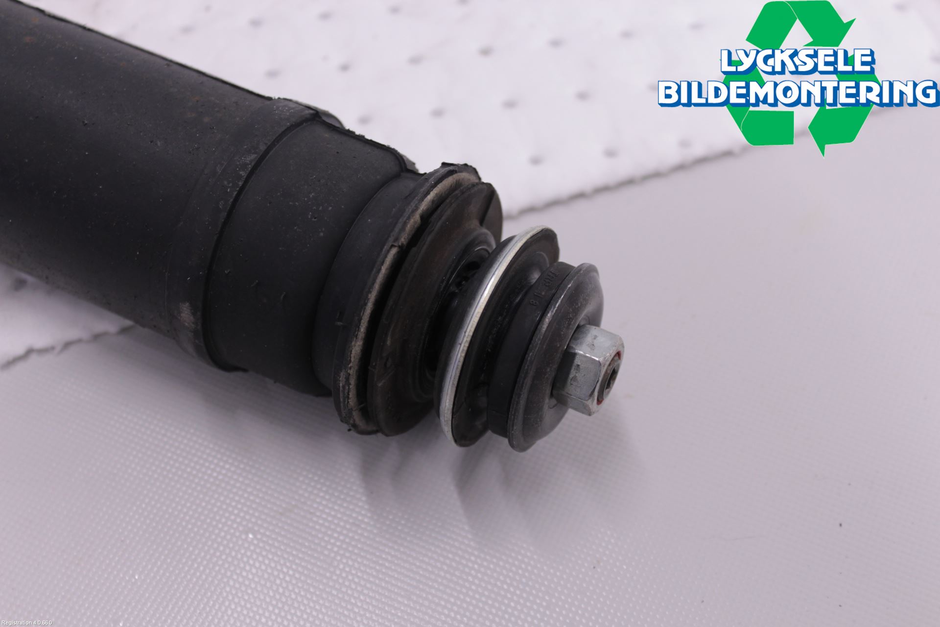 Toyota AURIS 13-19 Stötdämpare Bak