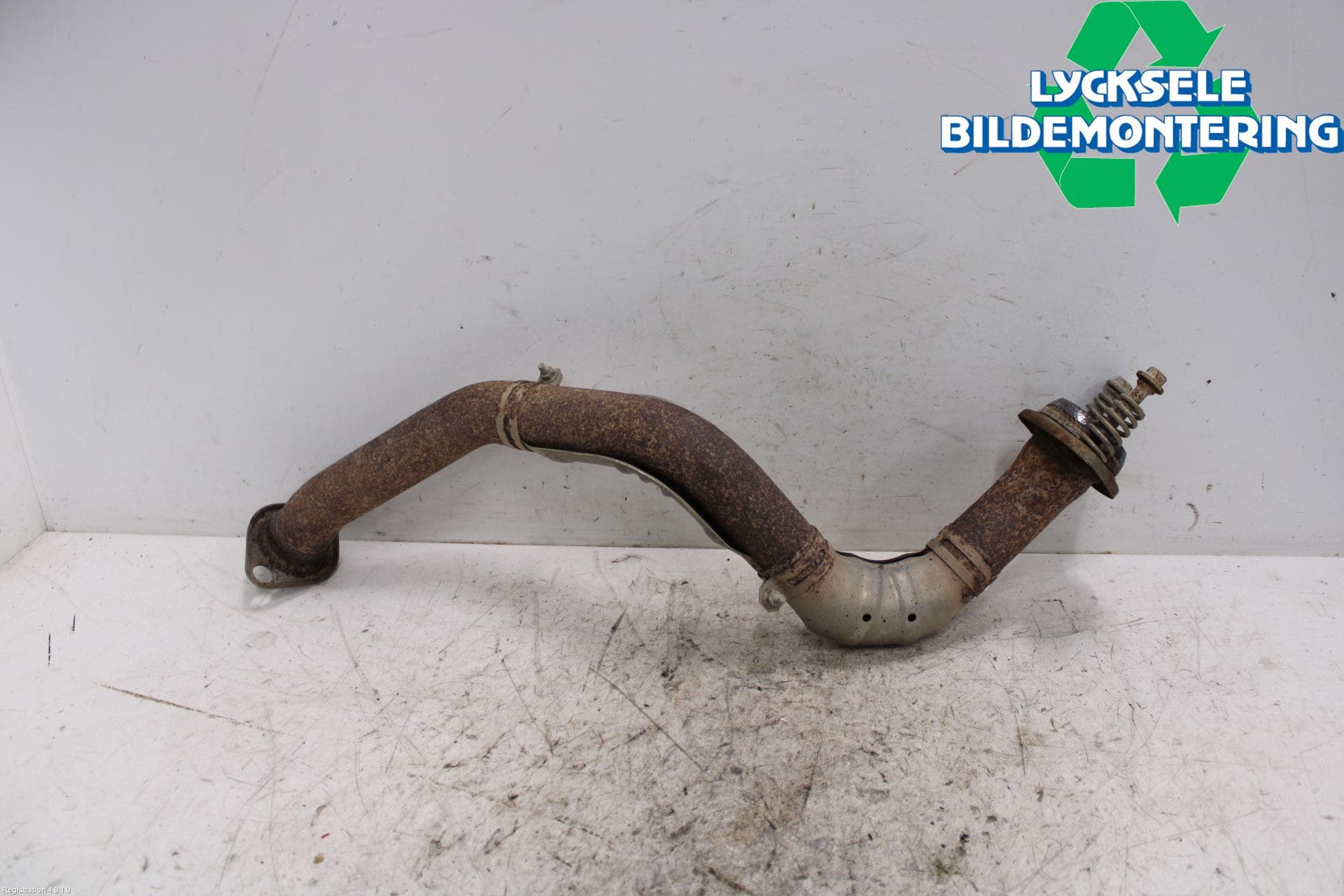 Suzuki ACROSS 21- Avgas Främre Rör