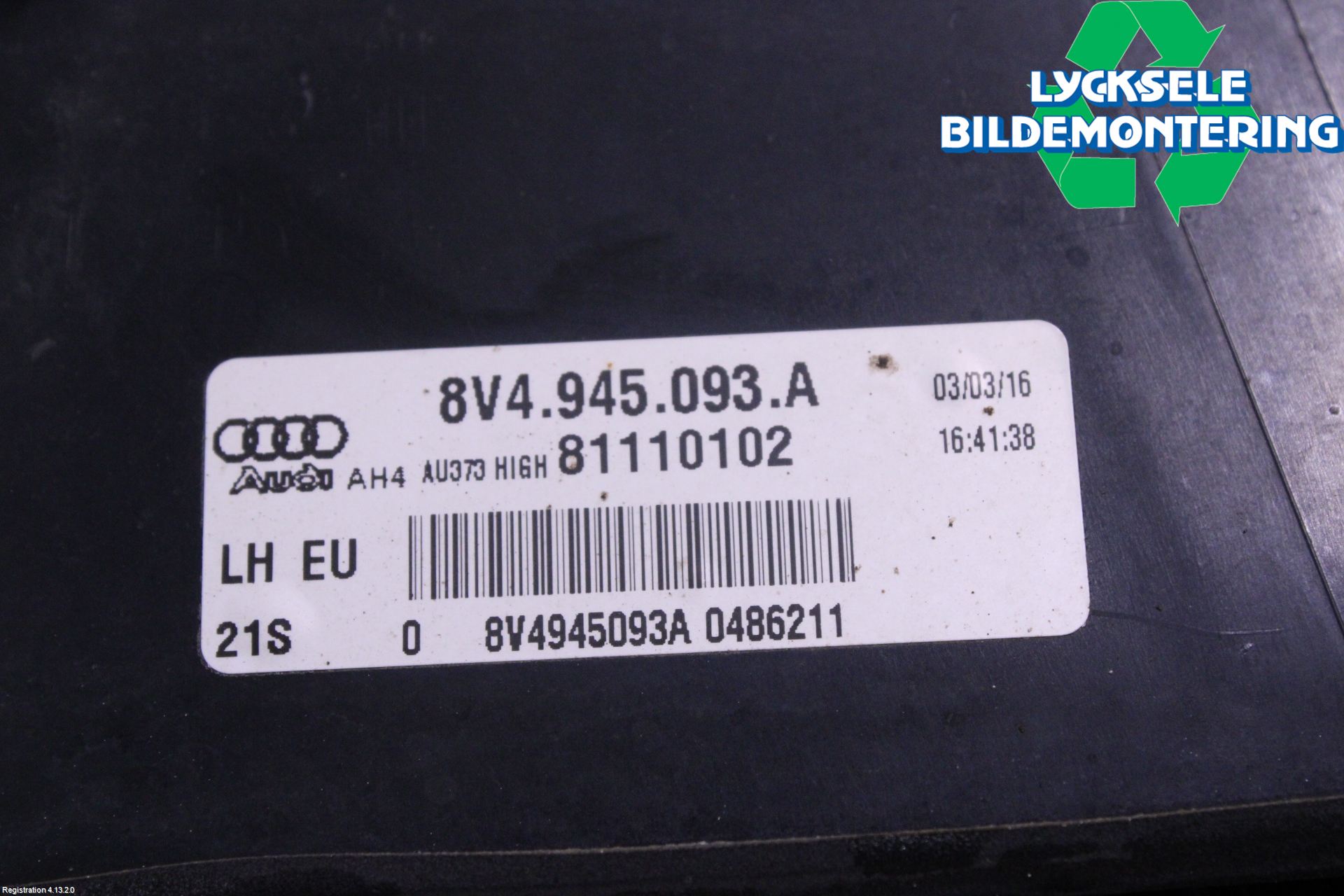Audi A3/S3 8V 13-20 Bakljus Lucka Vä