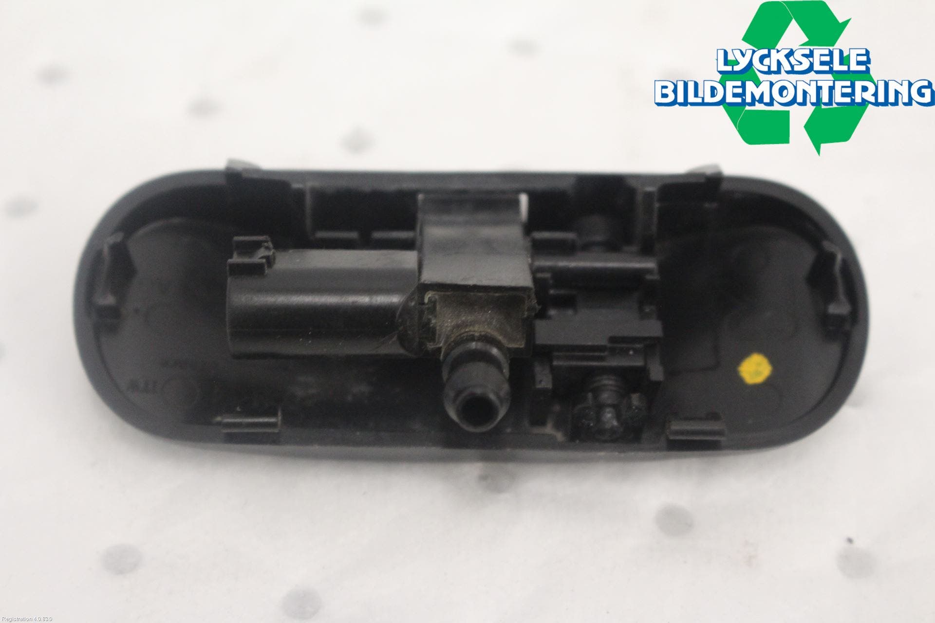 Audi A6 F2/C8 19- Spolarmunstycke Rutor