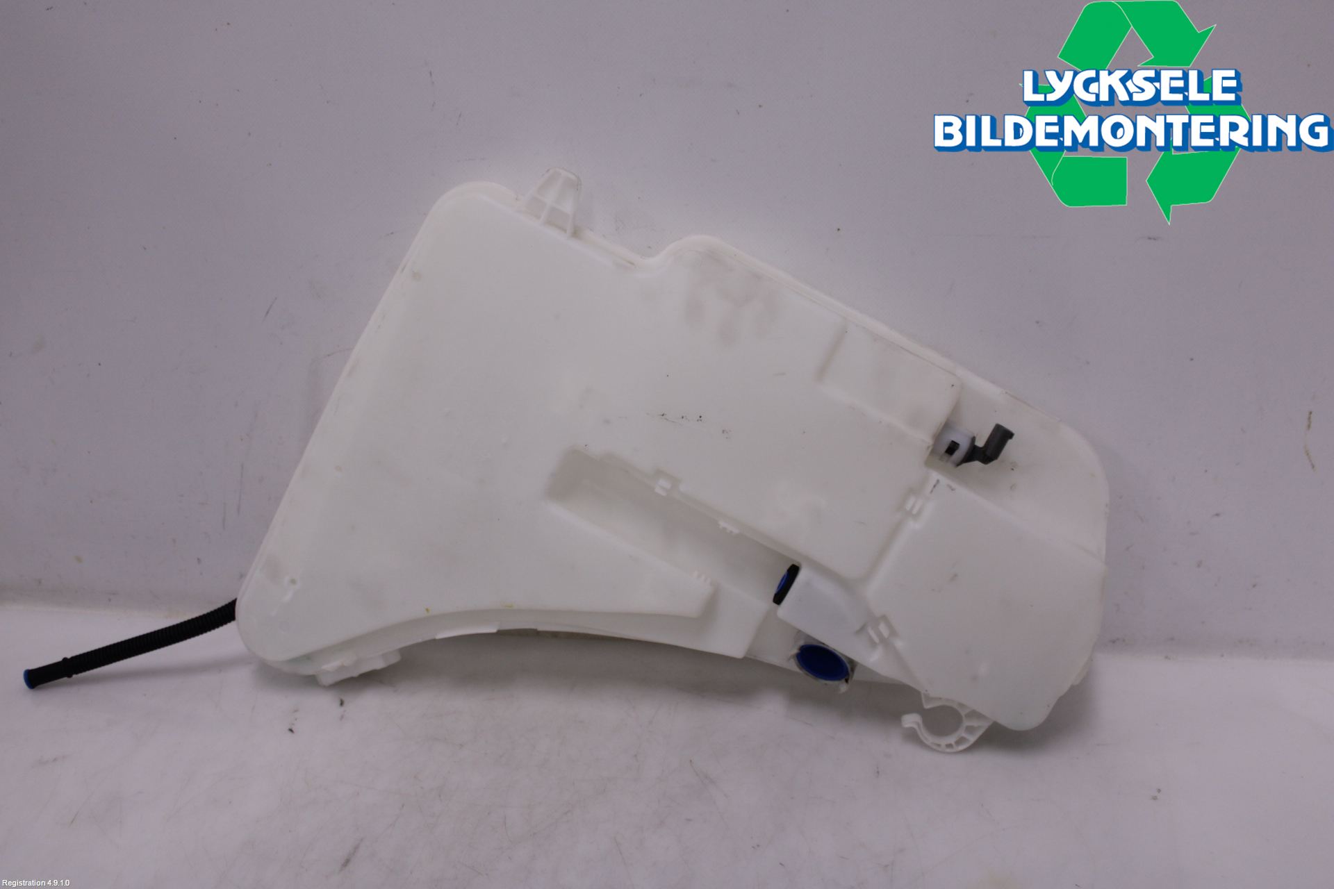BMW 5 F10/F11/F18 09-17 Spolartank Vindruta