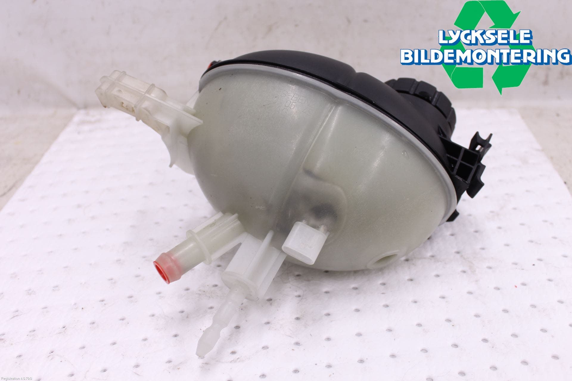 Mercedes-Benz MB C-KLASS (W204) 07-15 Expansionstank