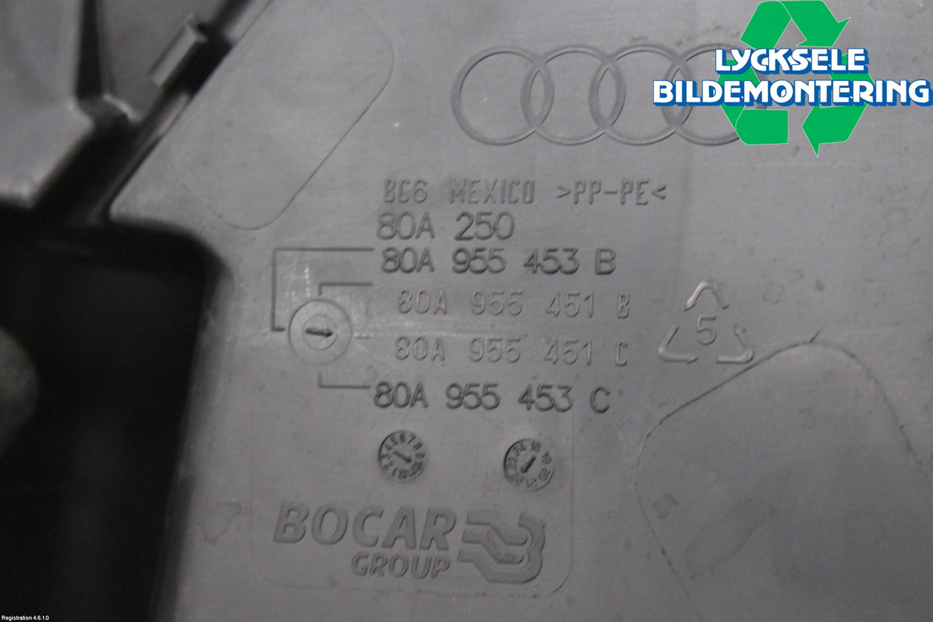Audi Q5/SQ5 17- Spolartank Vindruta-Strål