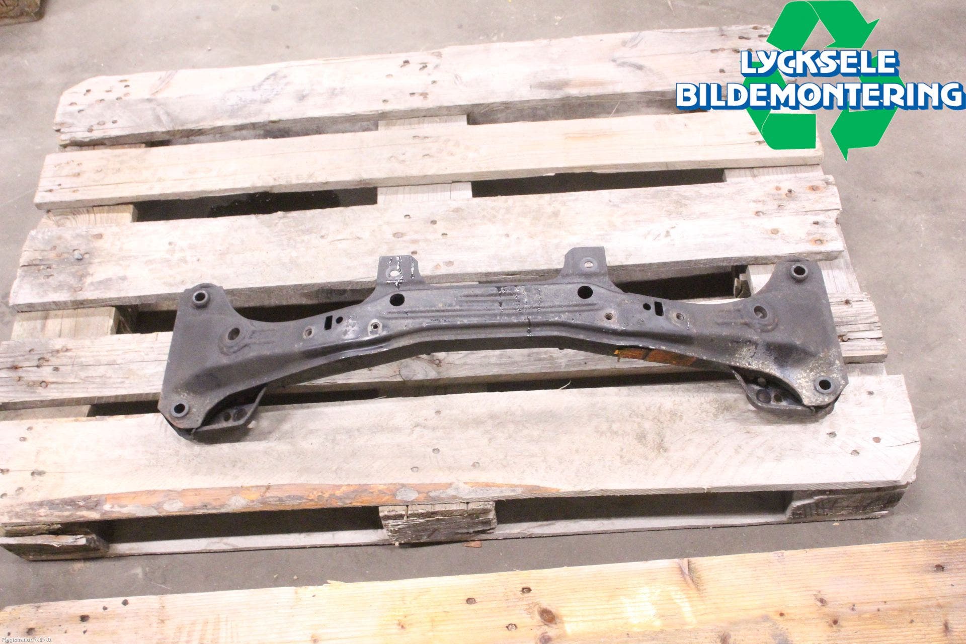 BMW 3 E36 91-00 Framvagnsbalk