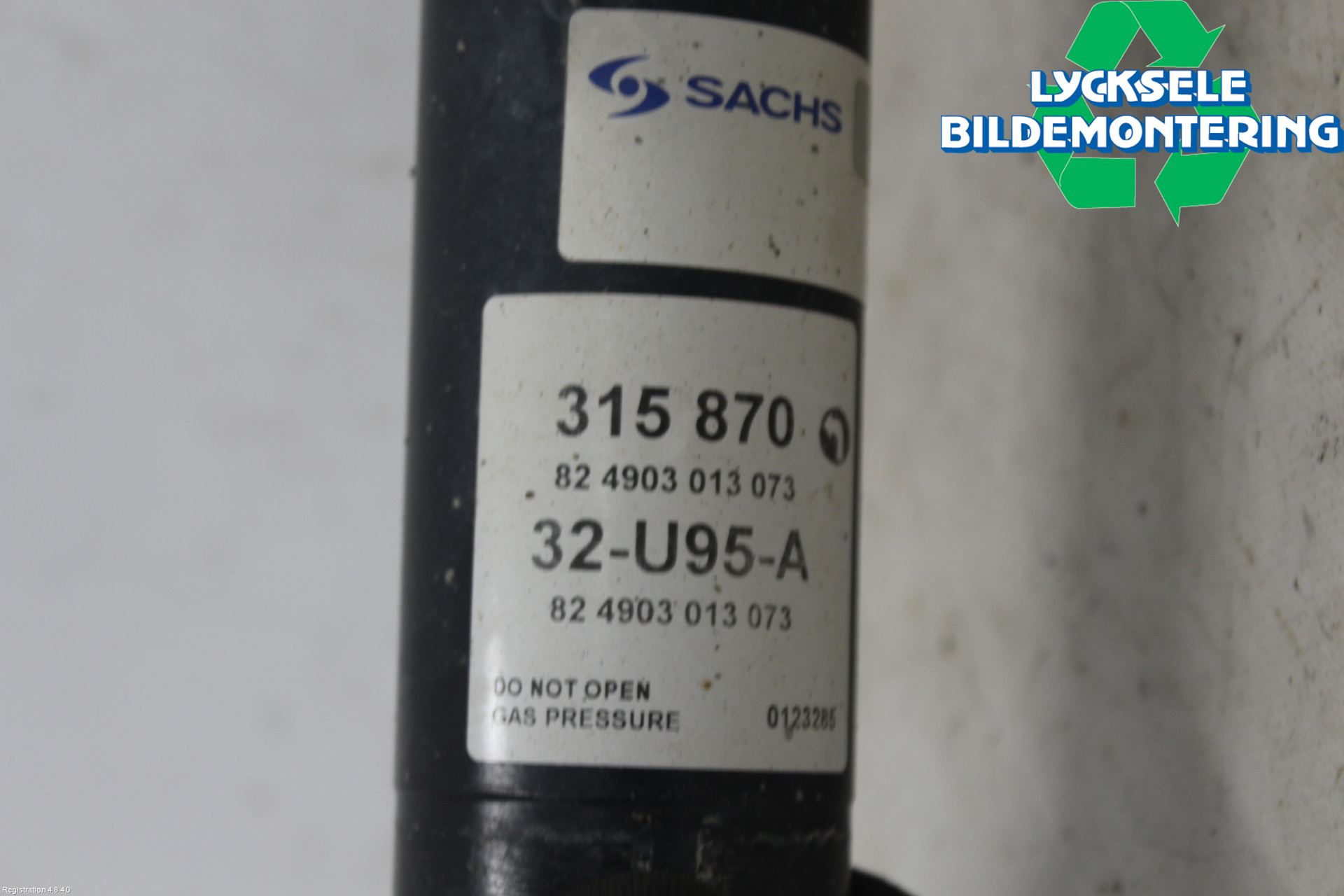 BMW 3 F30/F31/F80 12-19 Fjäderben Fram Vänster