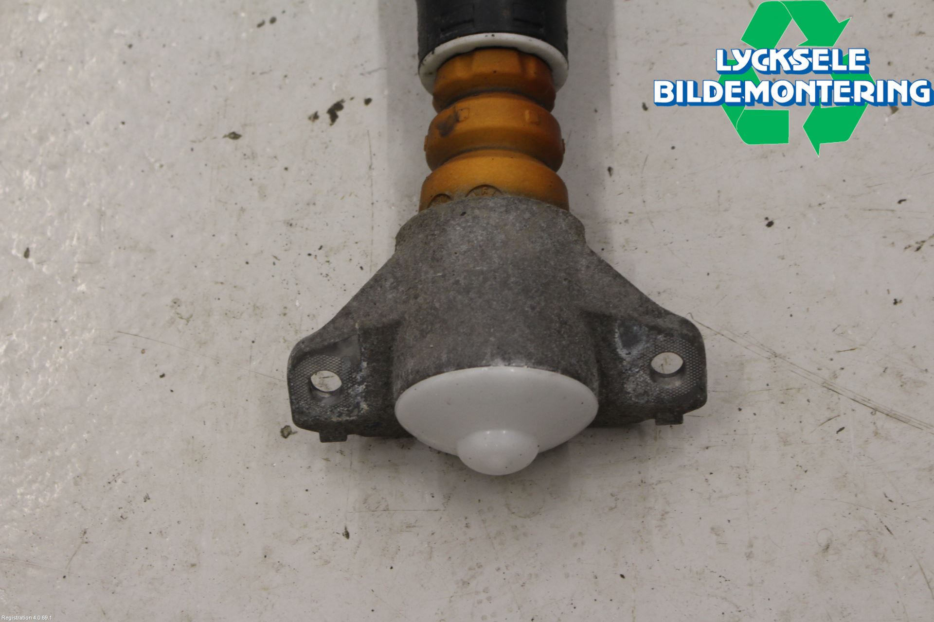 Audi A4/S4 B9 16-19 Stötdämpare Bak