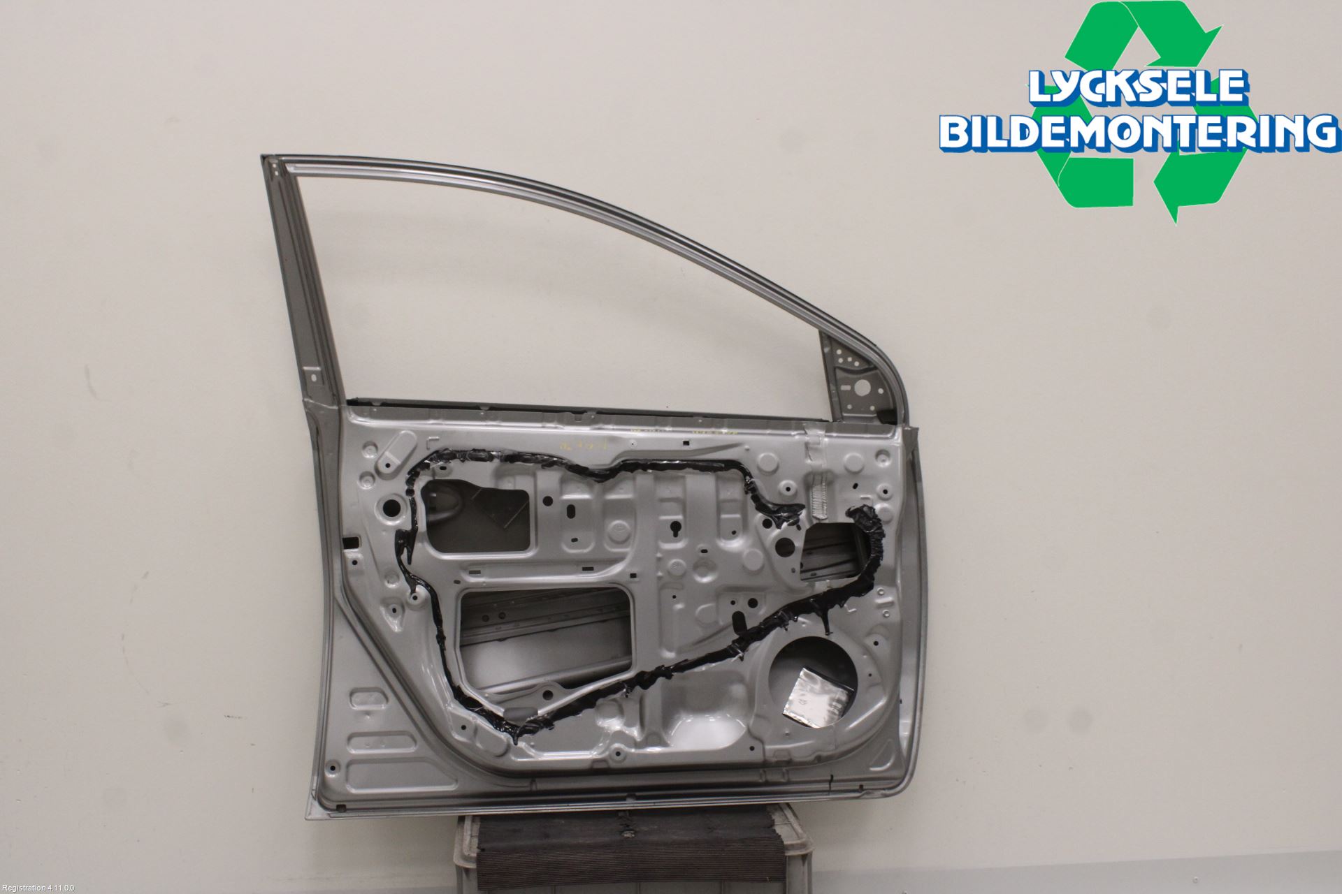 Toyota AURIS 13-19 Dörr Fram Vänster