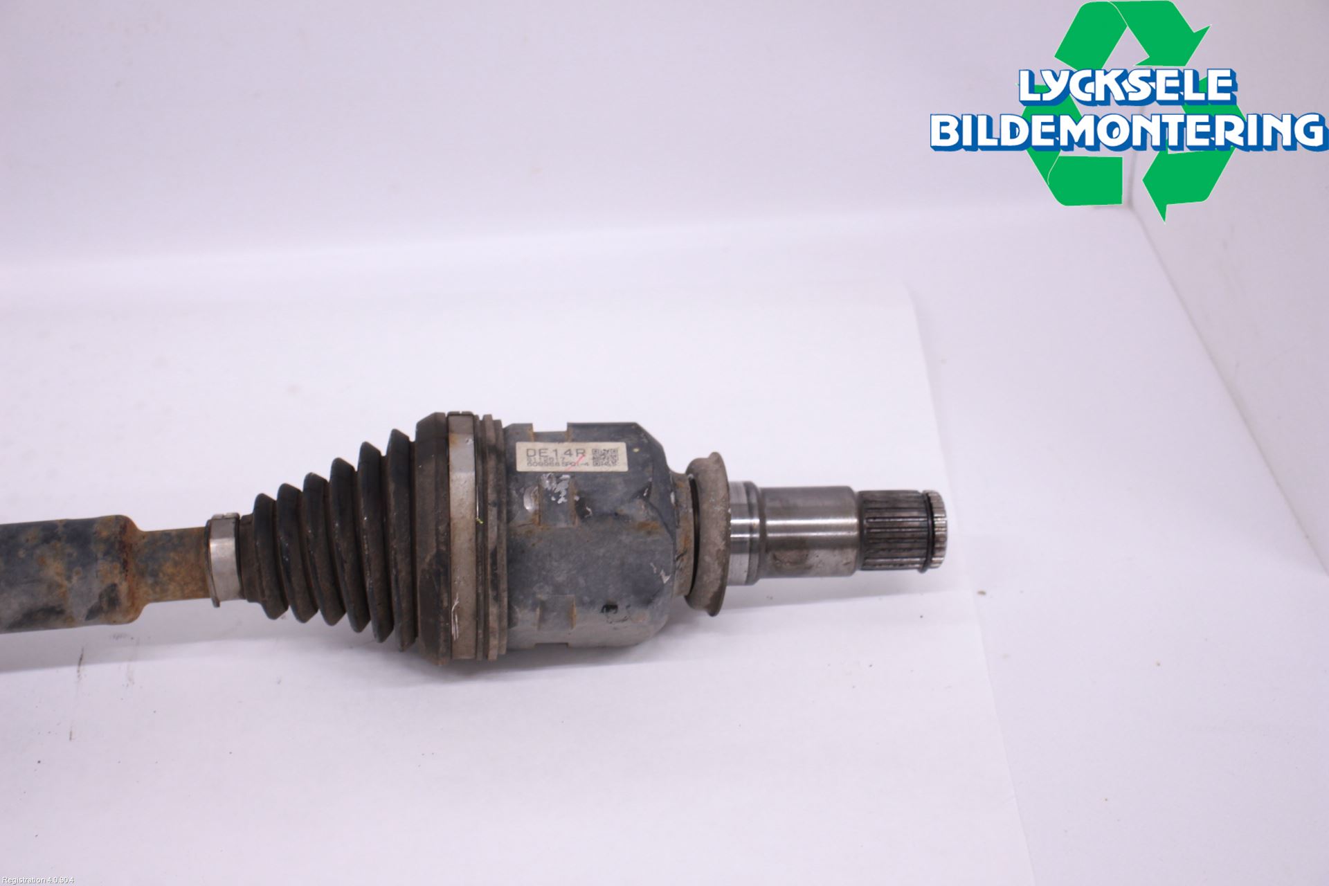 Toyota PRIUS+ ZVW40 12-20 Drivaxel Fram Höger