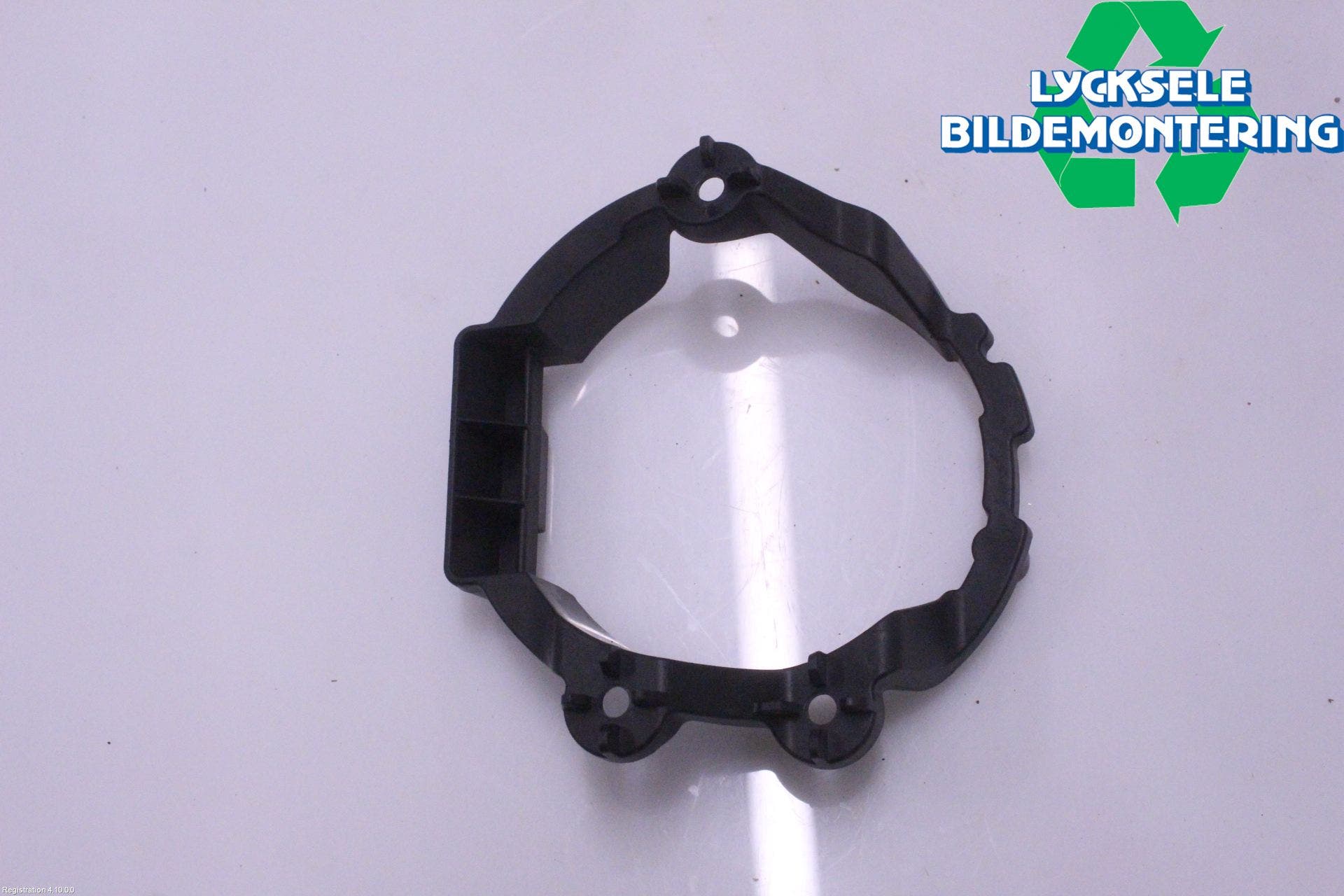 Toyota AVENSIS 09-15 Dimljussarg Fram