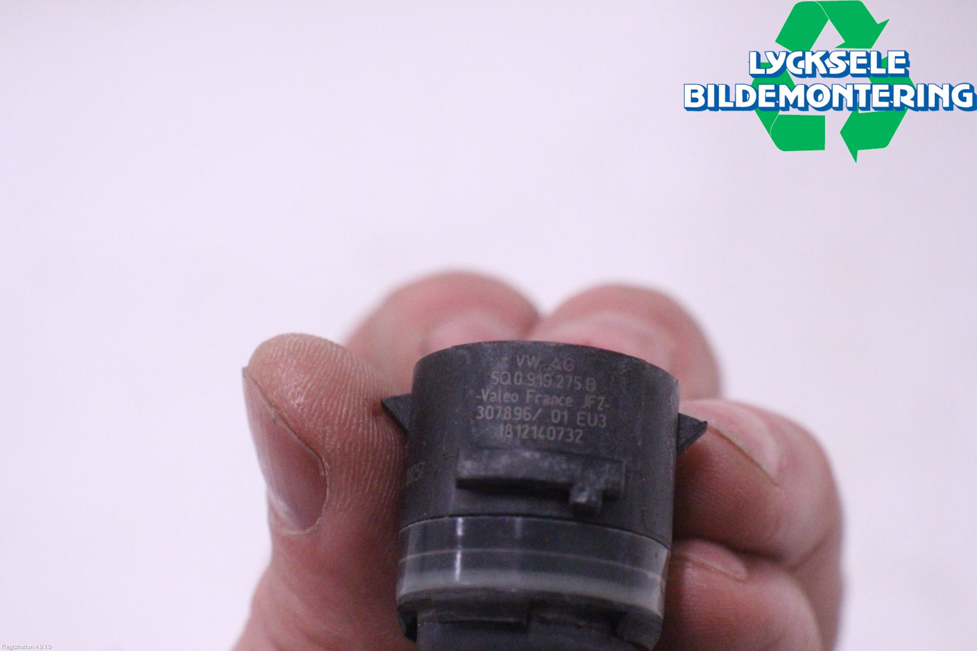 Volkswagen VW PASSAT 15-19 Parkeringshjälp Frontsensor