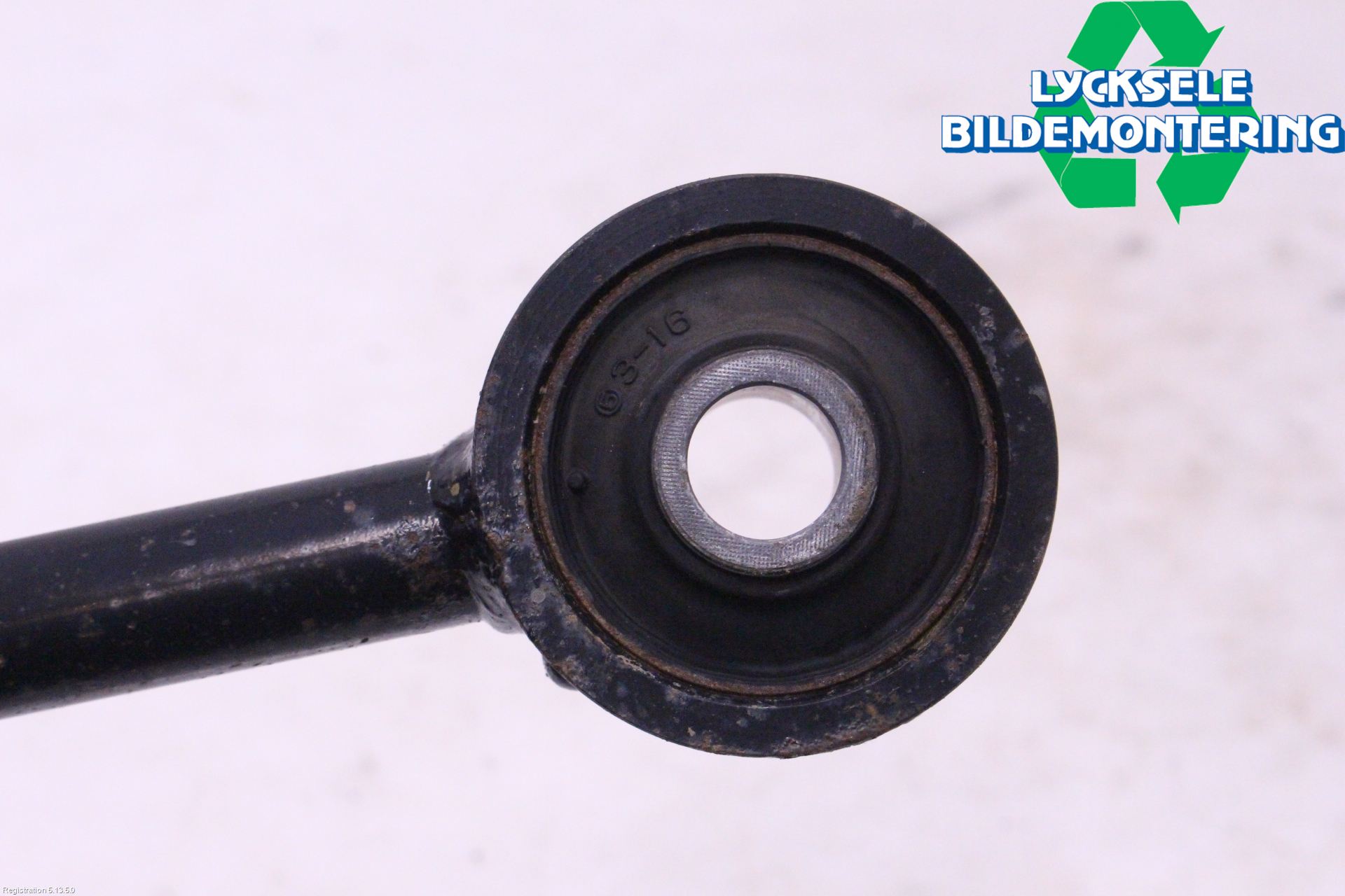 Nissan QASHQAI 21- Bärarm Bak Höger