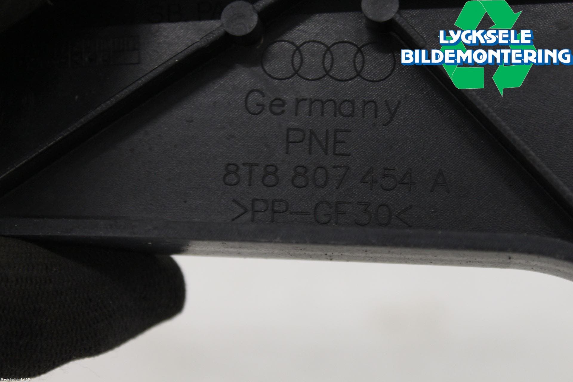 Audi A5 07-16 Stötfångarfäste Bak Hö