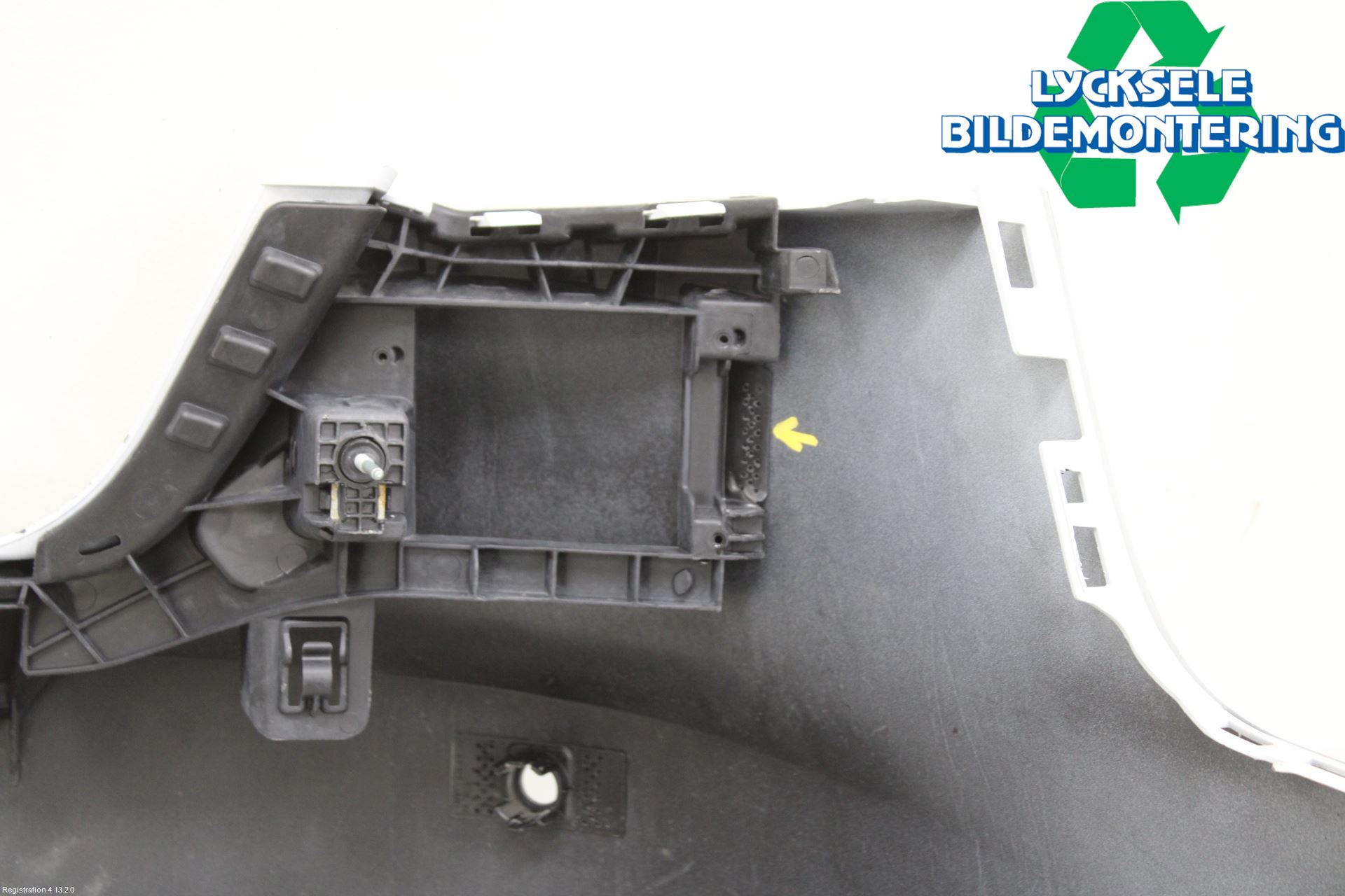 Audi A3/S3 8V 13-20 Stötfångarbeklädnad Bak