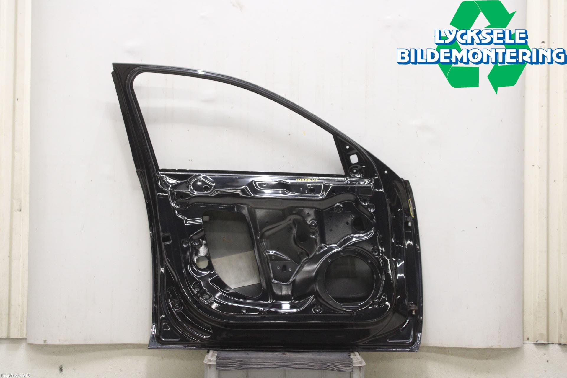 Audi A4 12-15 Dörr Fram Vänster