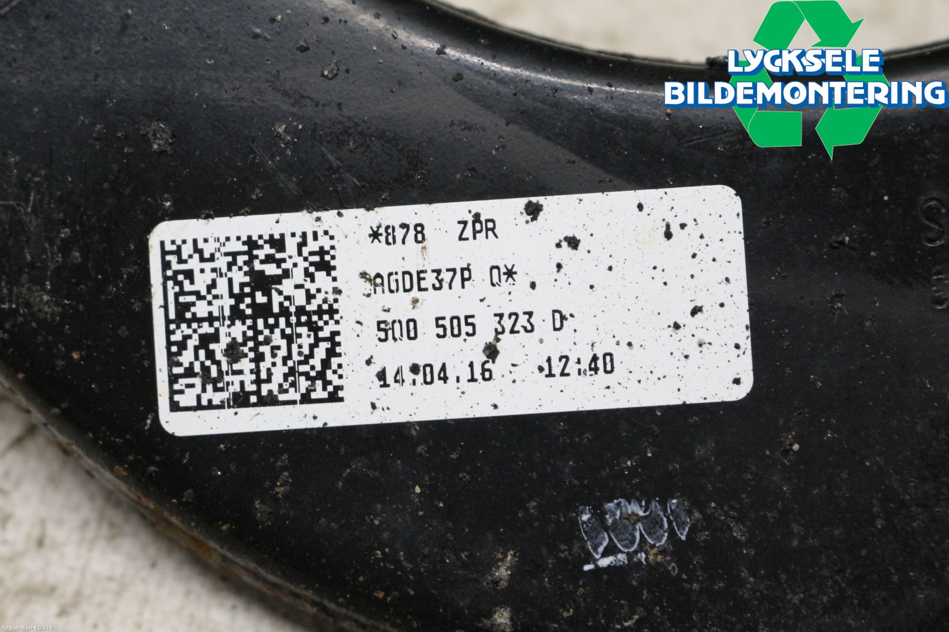 Volkswagen VW PASSAT 15-19 Bärarm Bak Höger