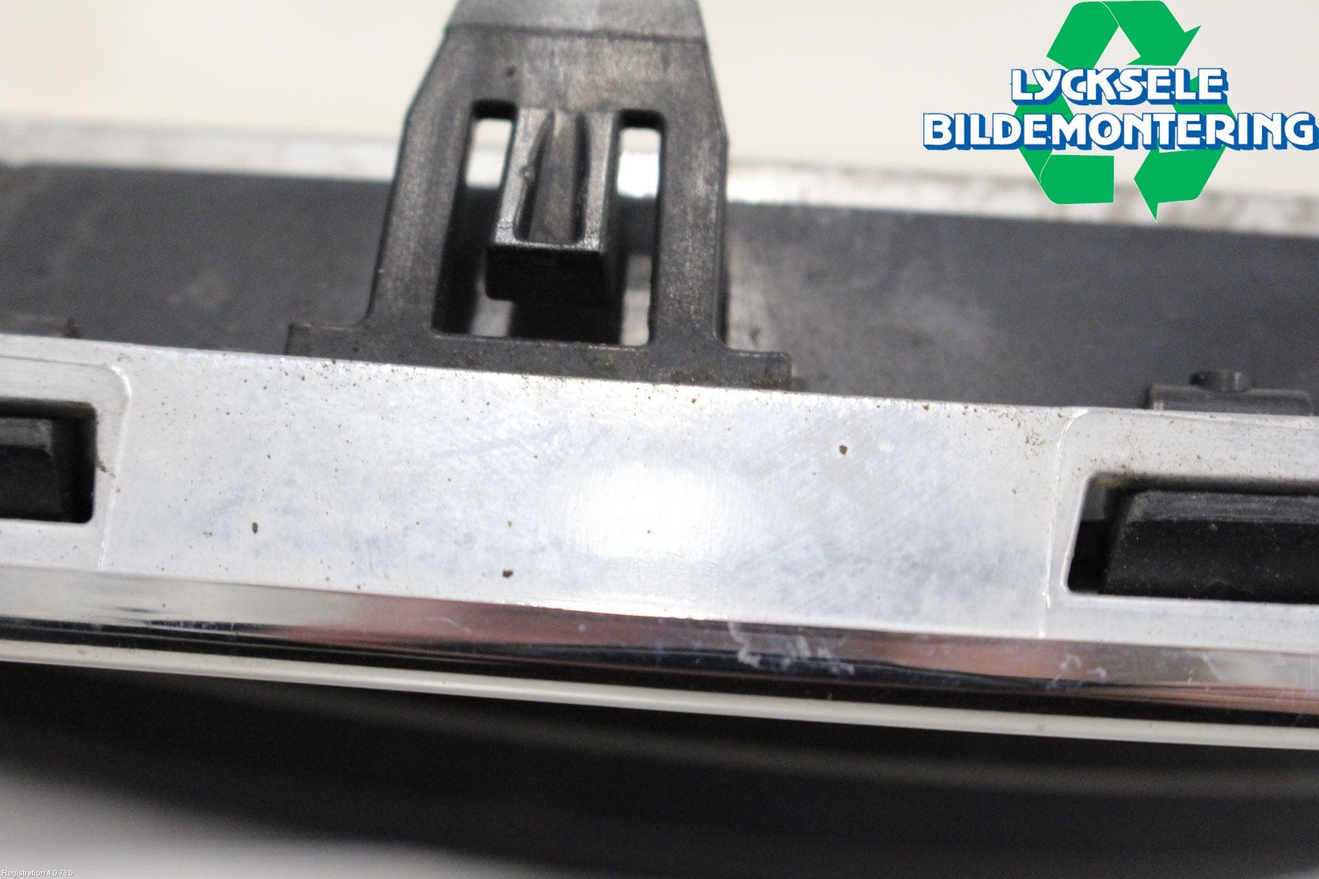 BMW X1 E84 10-15 Grilldel Vänster