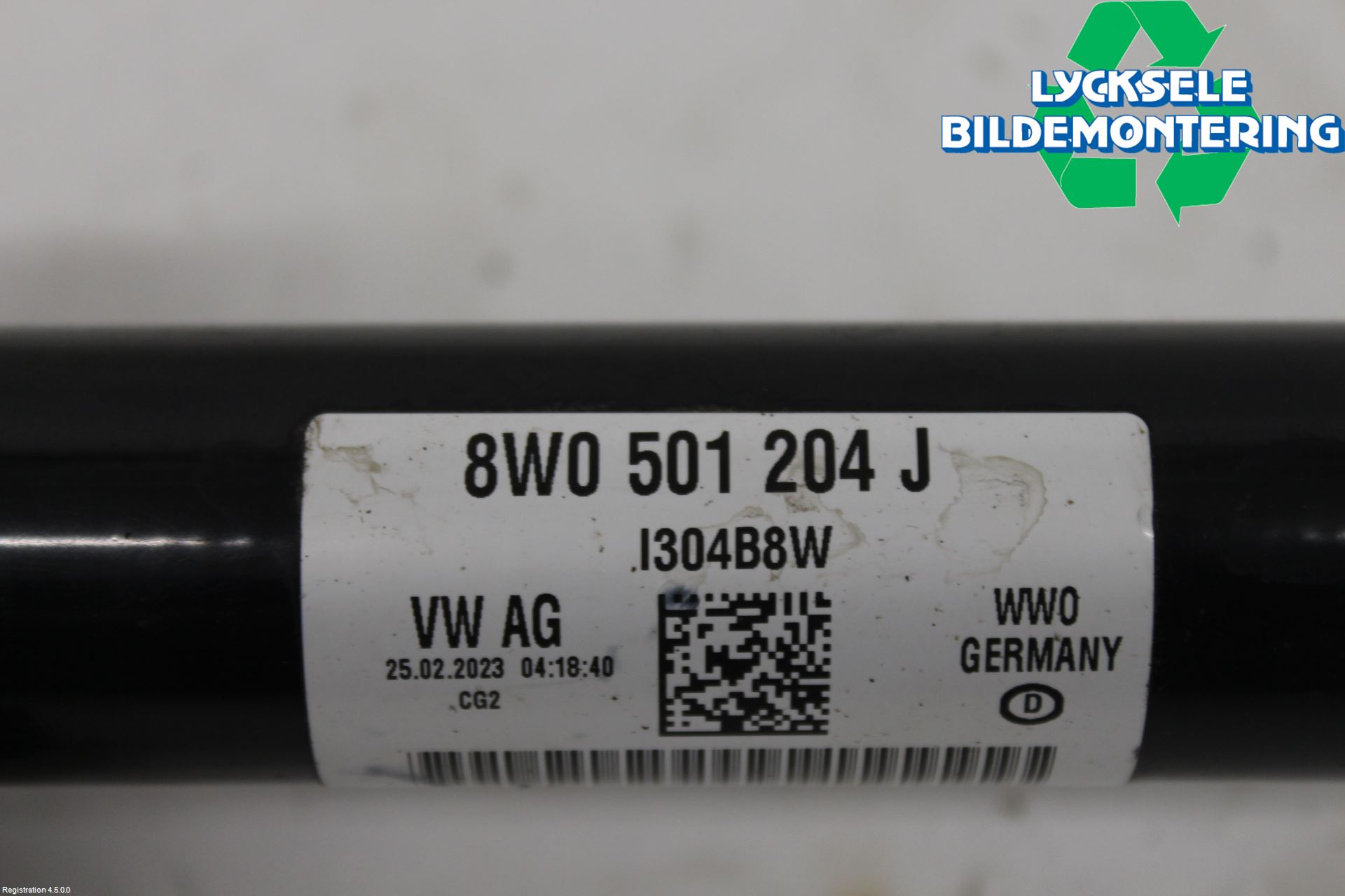 Audi A4/S4 B9 20- Drivaxel Bak Höger