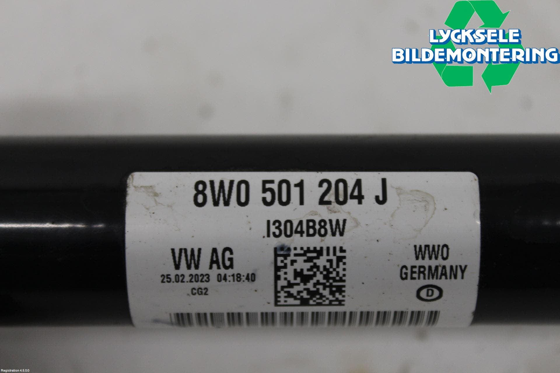 Audi A4/S4 B9 20- Drivaxel Bak Höger