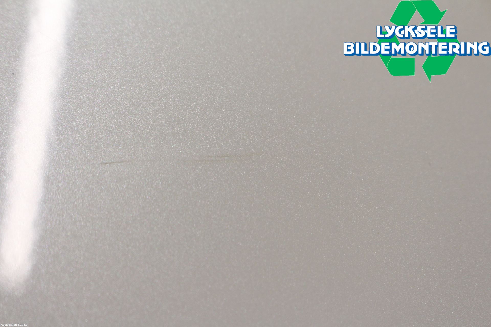 Nissan X-TRAIL 14-21 Tanklucka