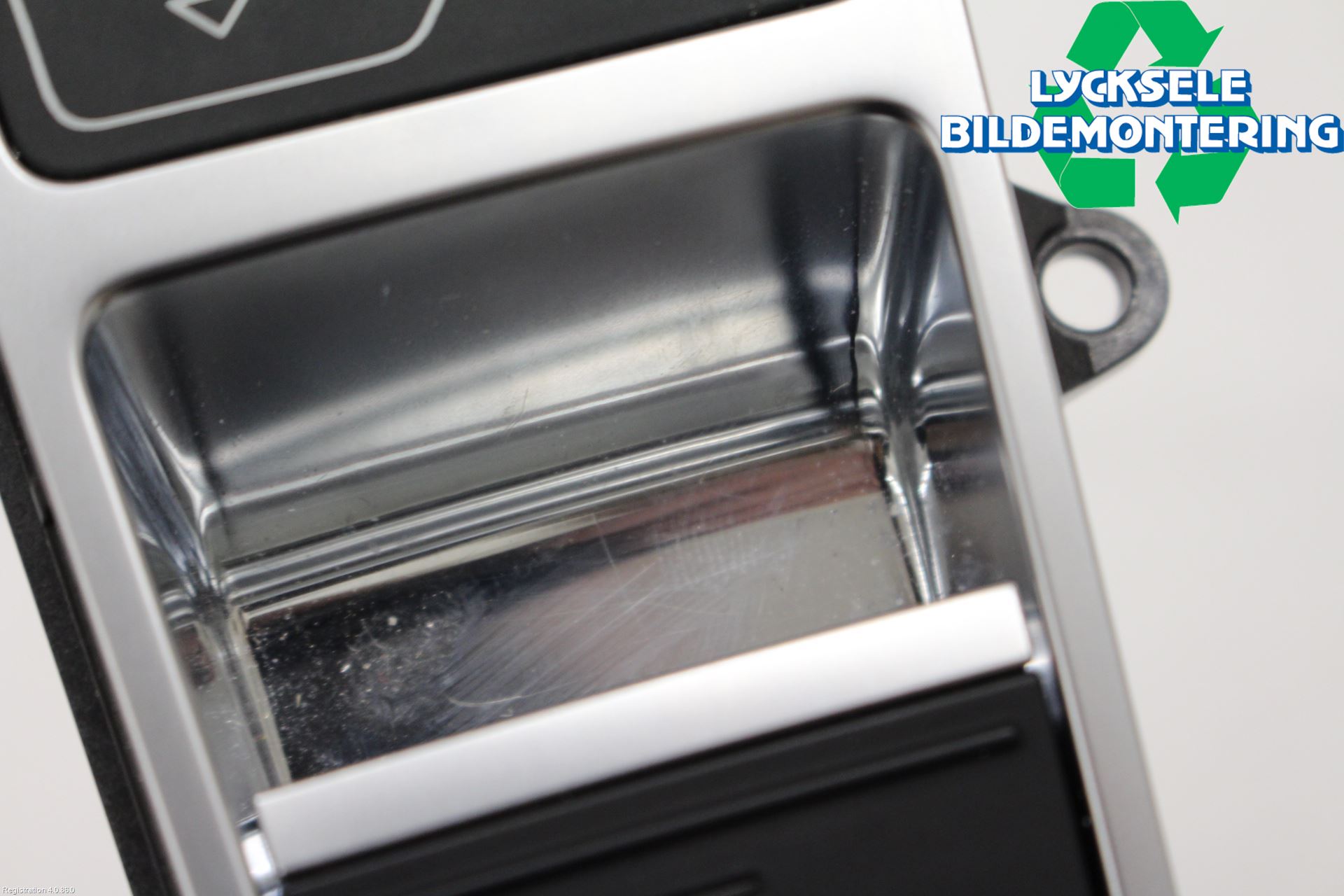 Audi A6 F2/C8 19- Strömställare Parkeringsbroms