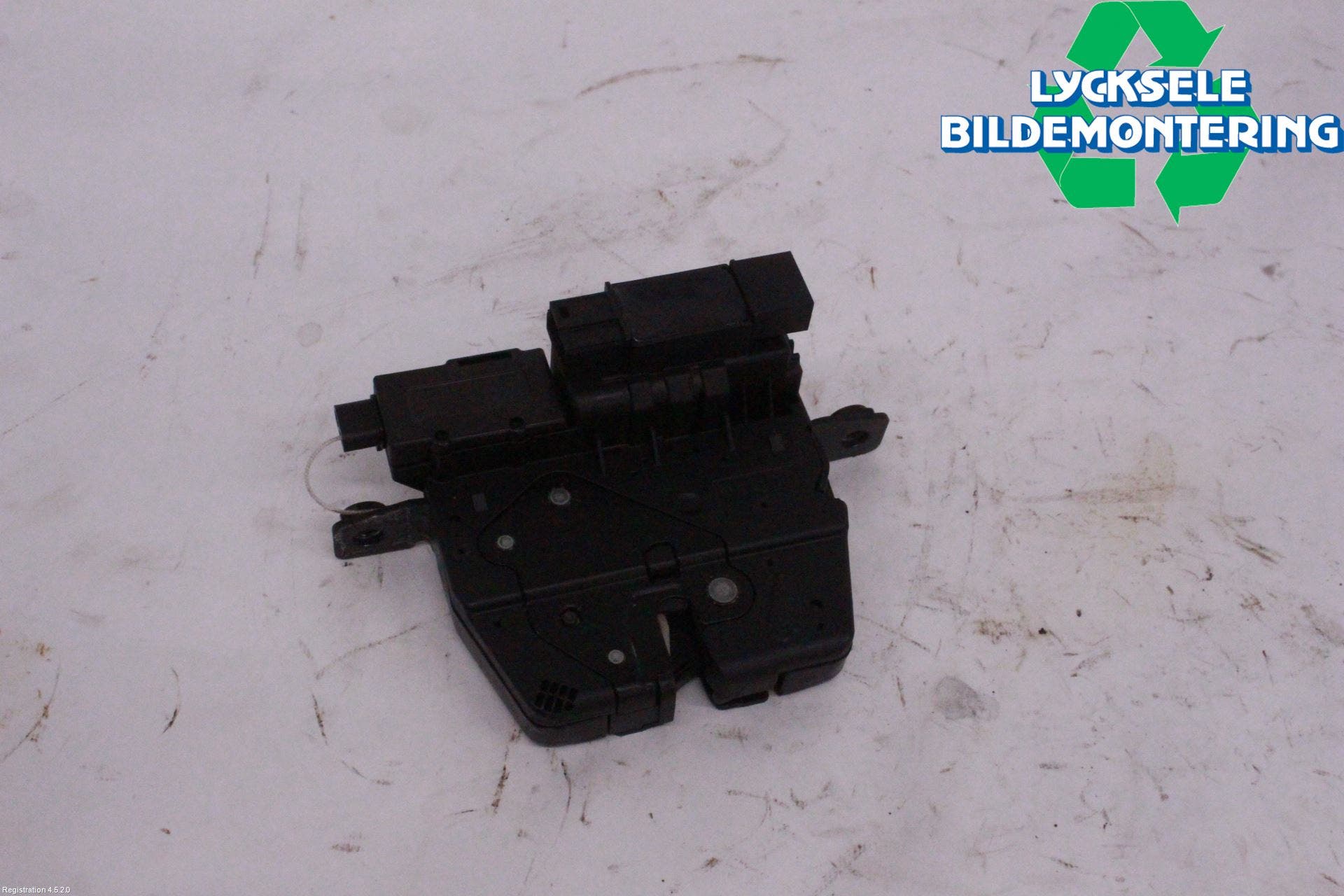 BMW 5 F10/F11/F18 09-17 Låskista Baklucka