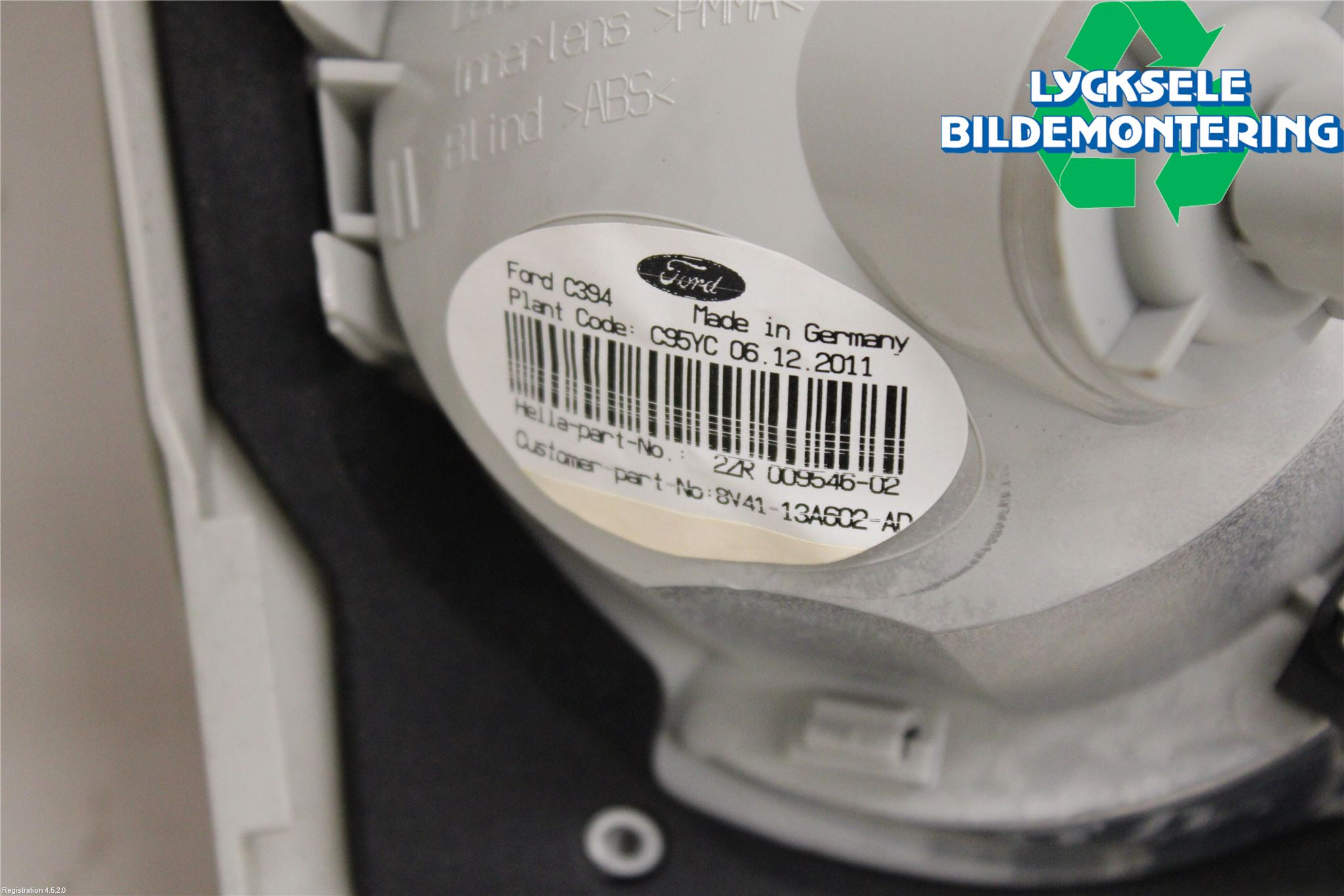 Ford KUGA 08-12 Bakljus Lucka Hö