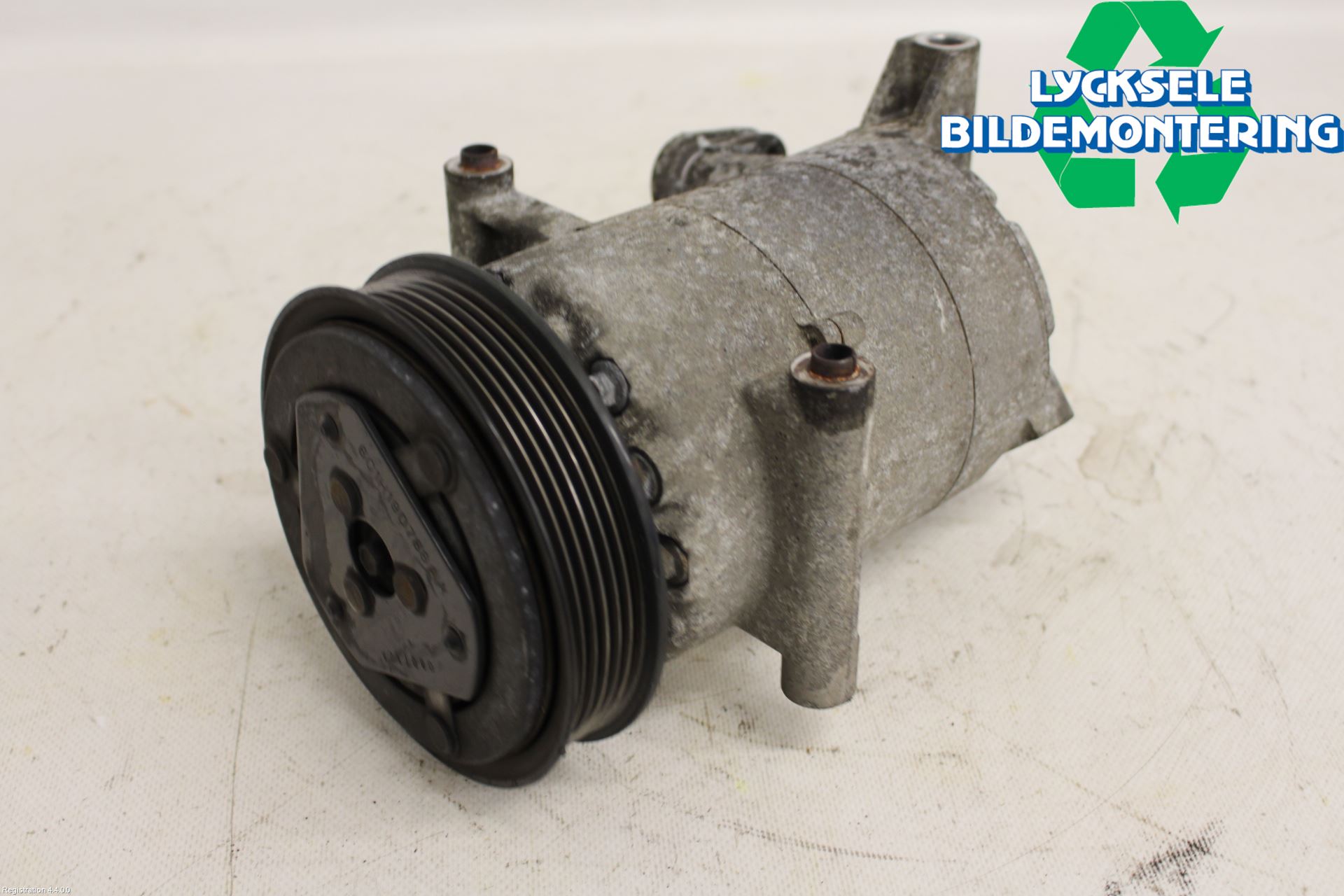 Volkswagen VW CADDY 11-15 Ac Kompressor