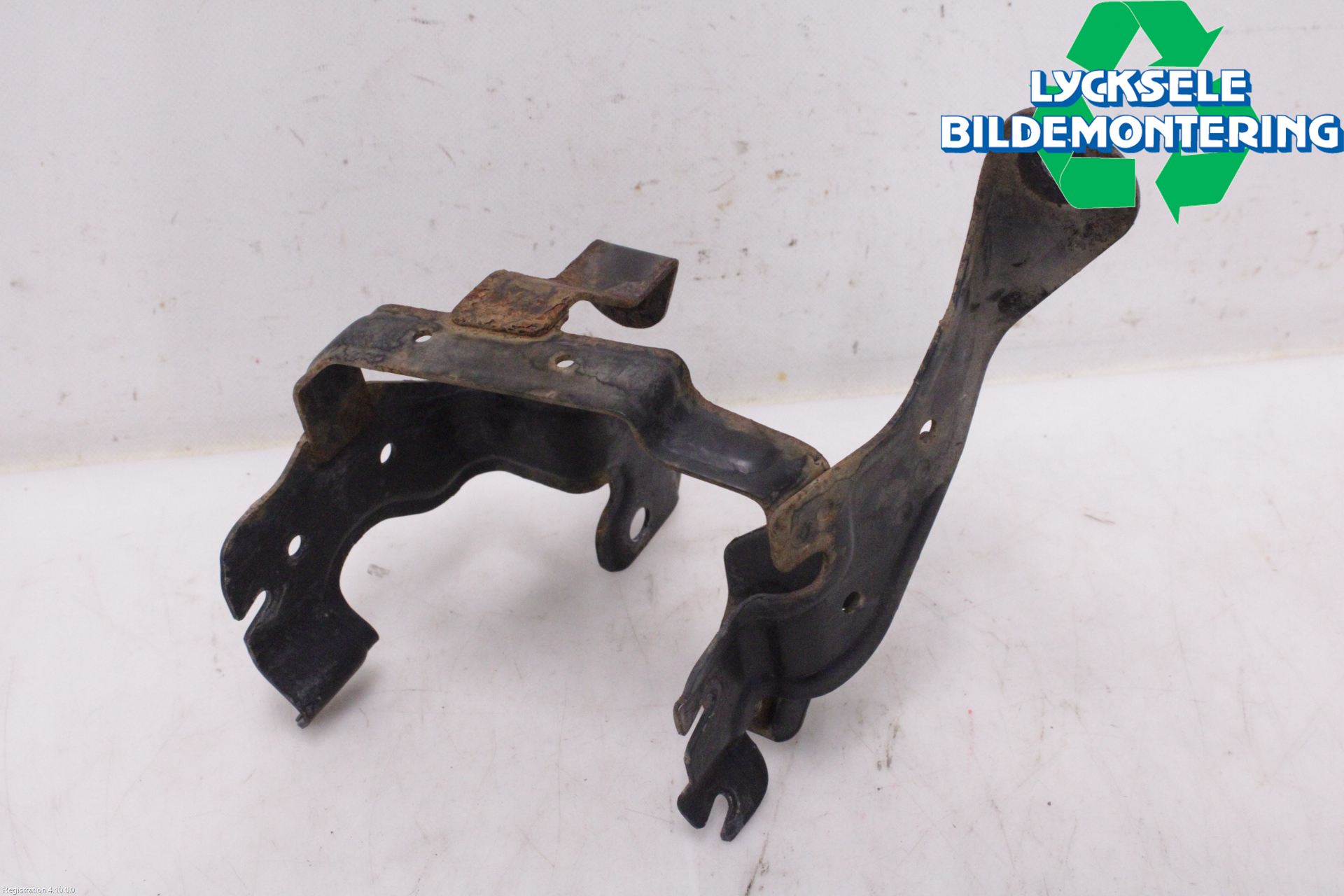 Ford MONDEO 07-15 Styrservopumpsfäste