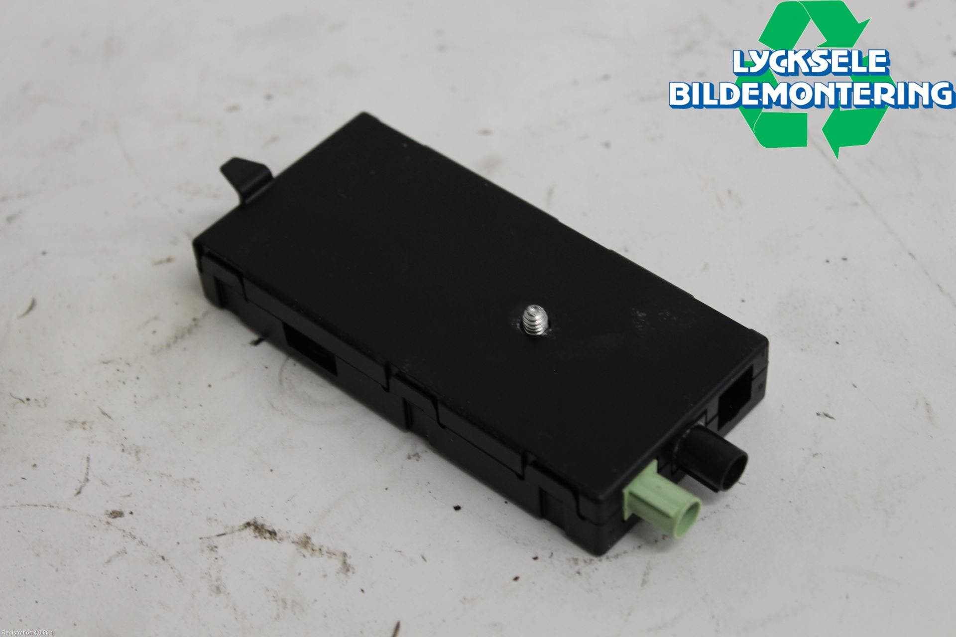 BMW 3 G20/G21/G80/G81 19- Antennförstärkare