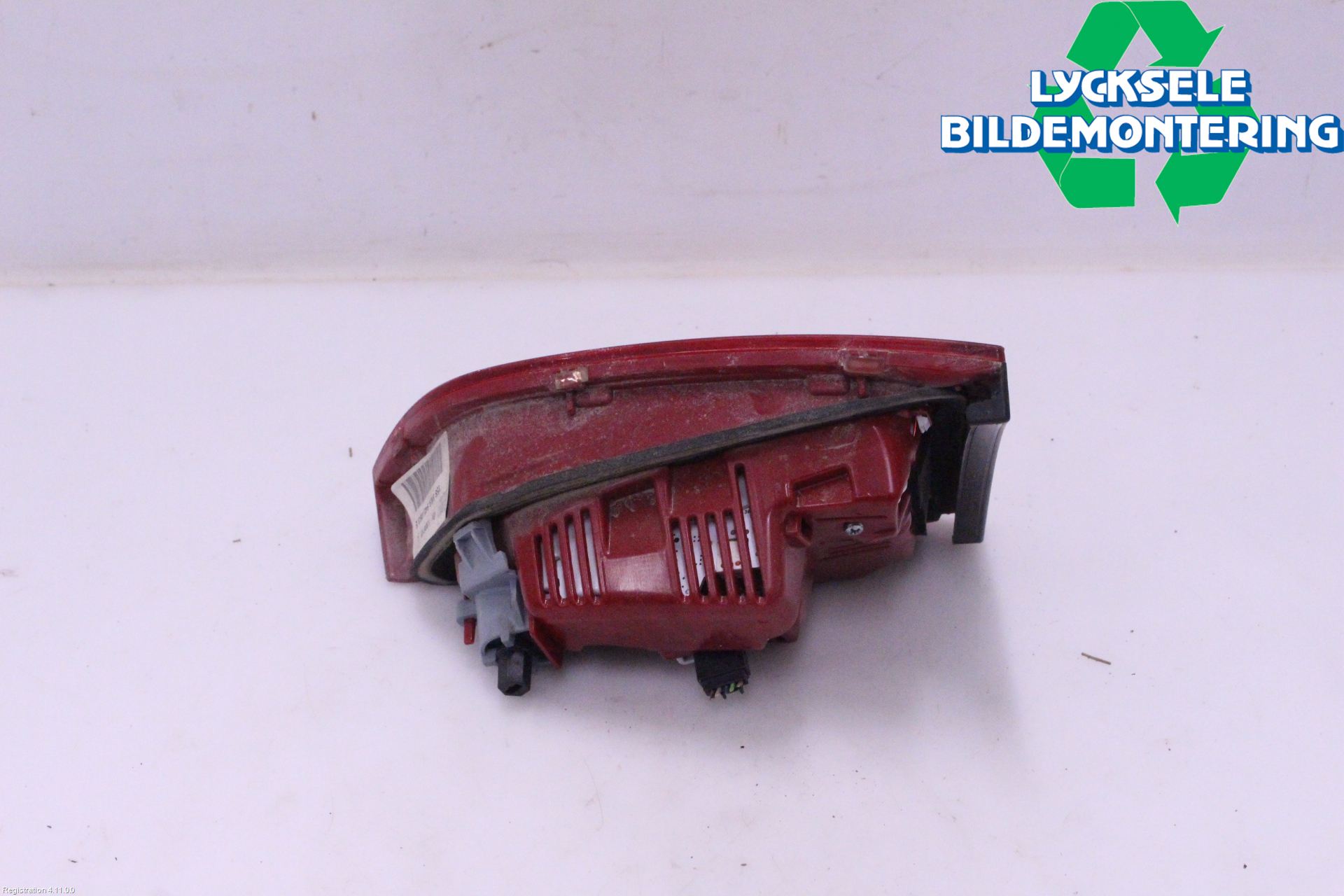 Audi A4 12-15 Bakljus Lucka Vä