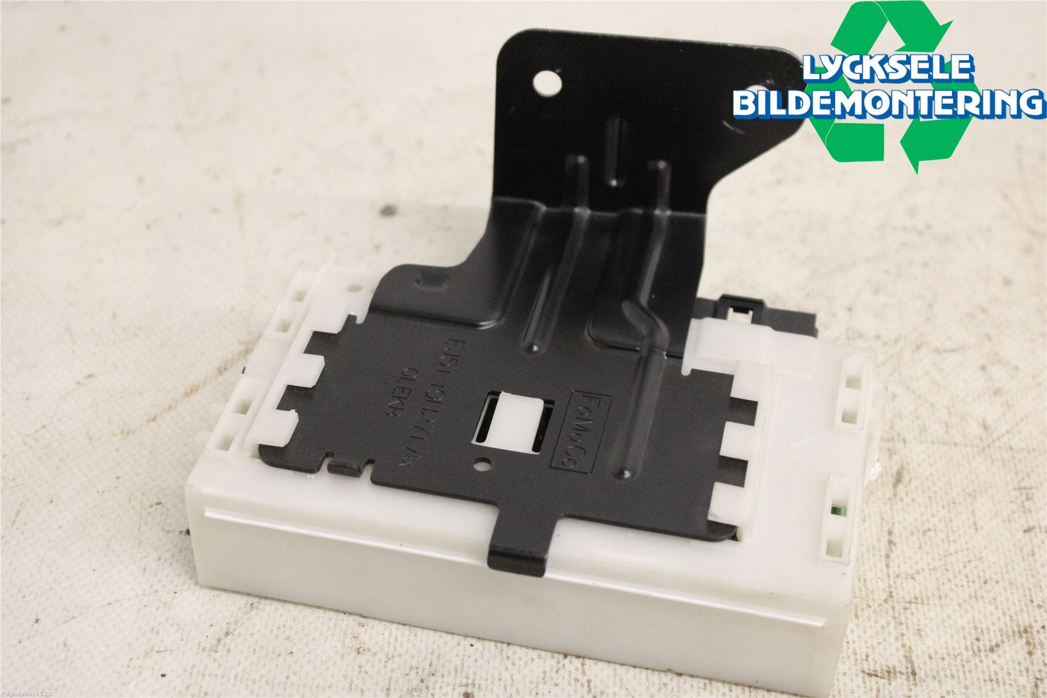 Ford KUGA 13-16 Styrenhet Dragkrok