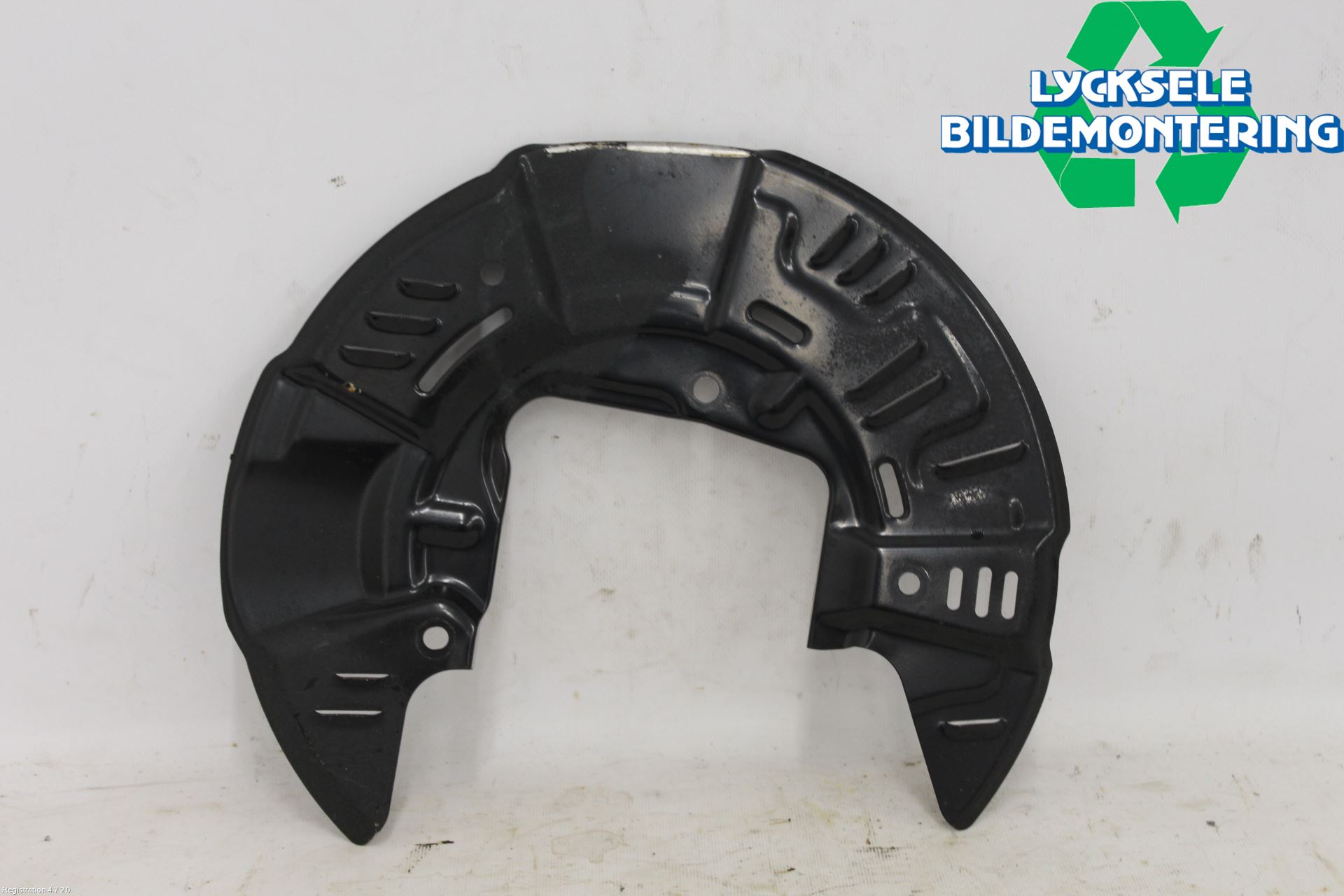 Subaru OUTBACK 21- Bromssköld Fram