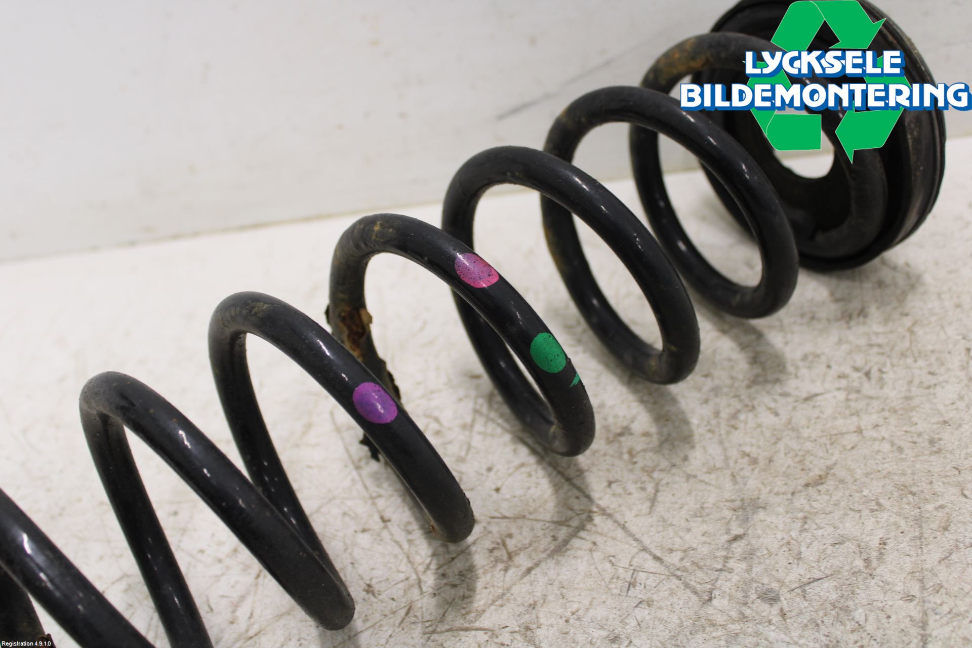 Ford KUGA 13-16 Fjäder Bak