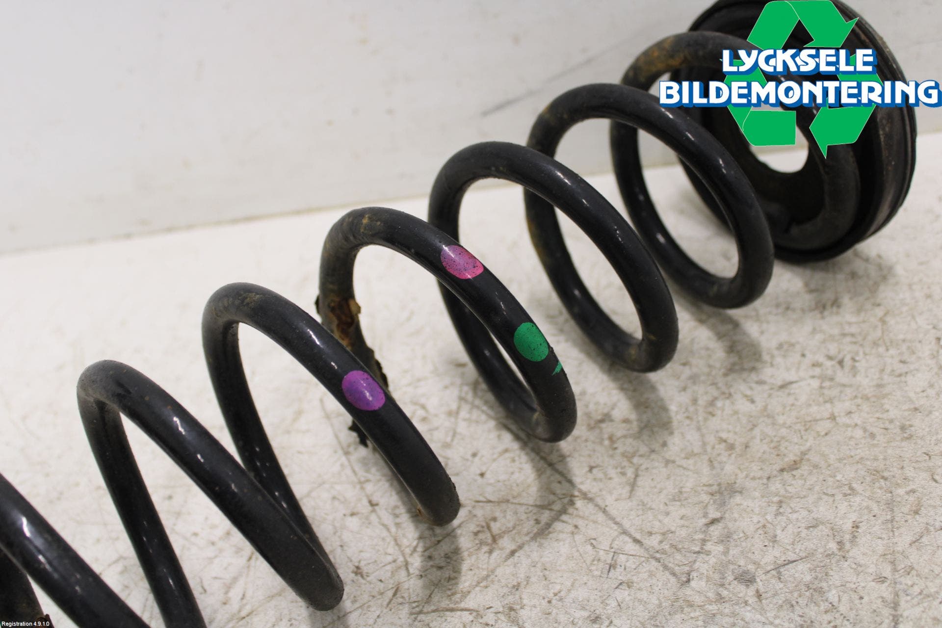 Ford KUGA 13-16 Fjäder Bak