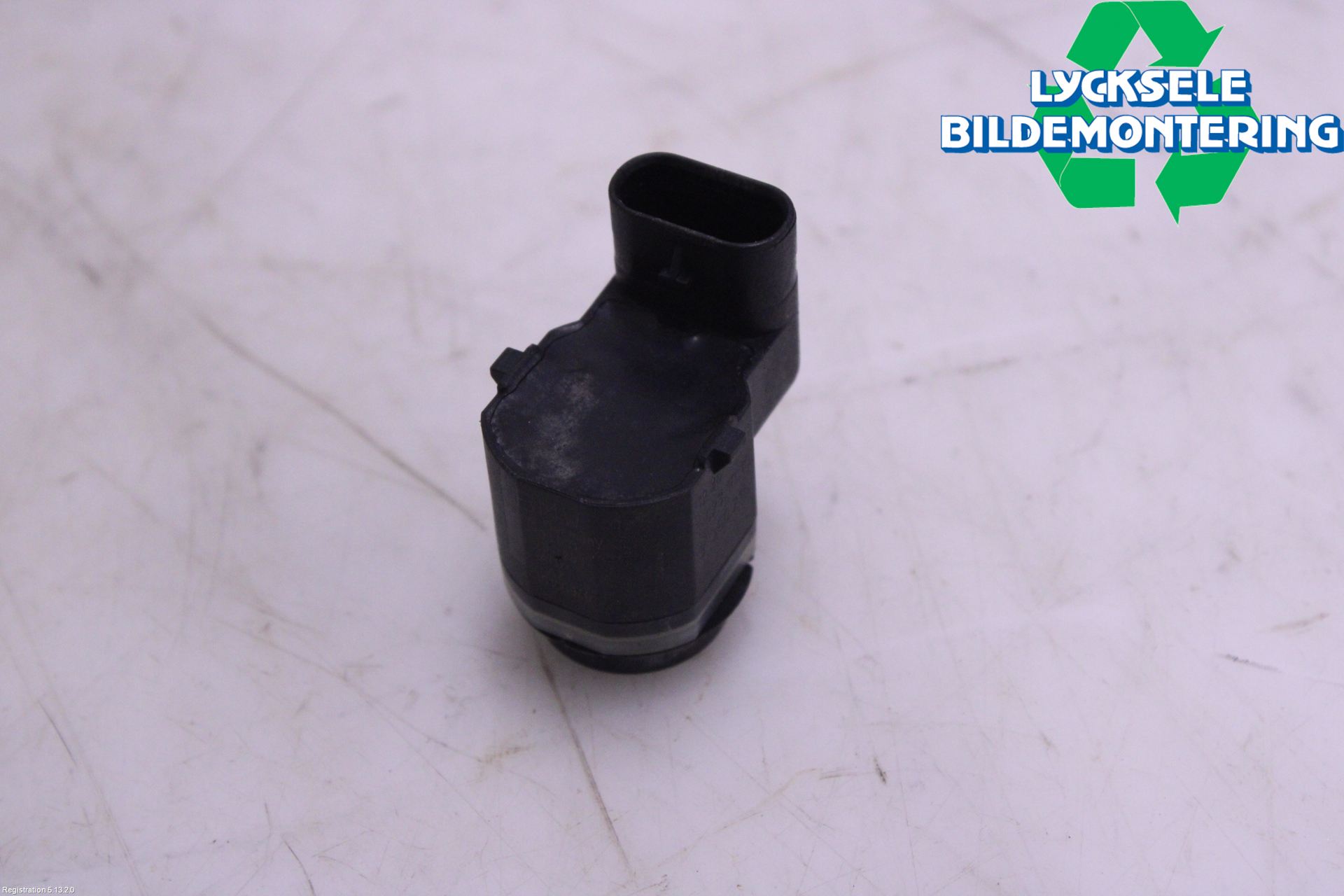 BMW 5 F10/F11/F18 09-17 Parkeringshjälp Backsensor