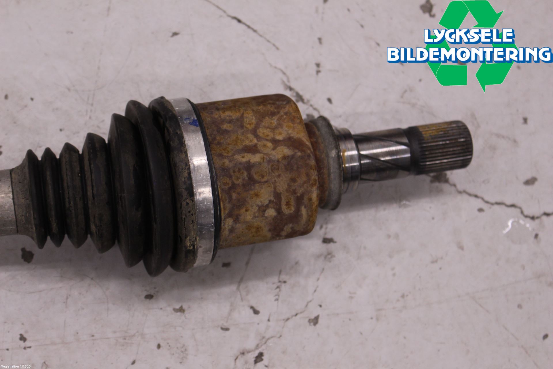 Opel VIVARO 15-19 Drivaxel Fram Vänster