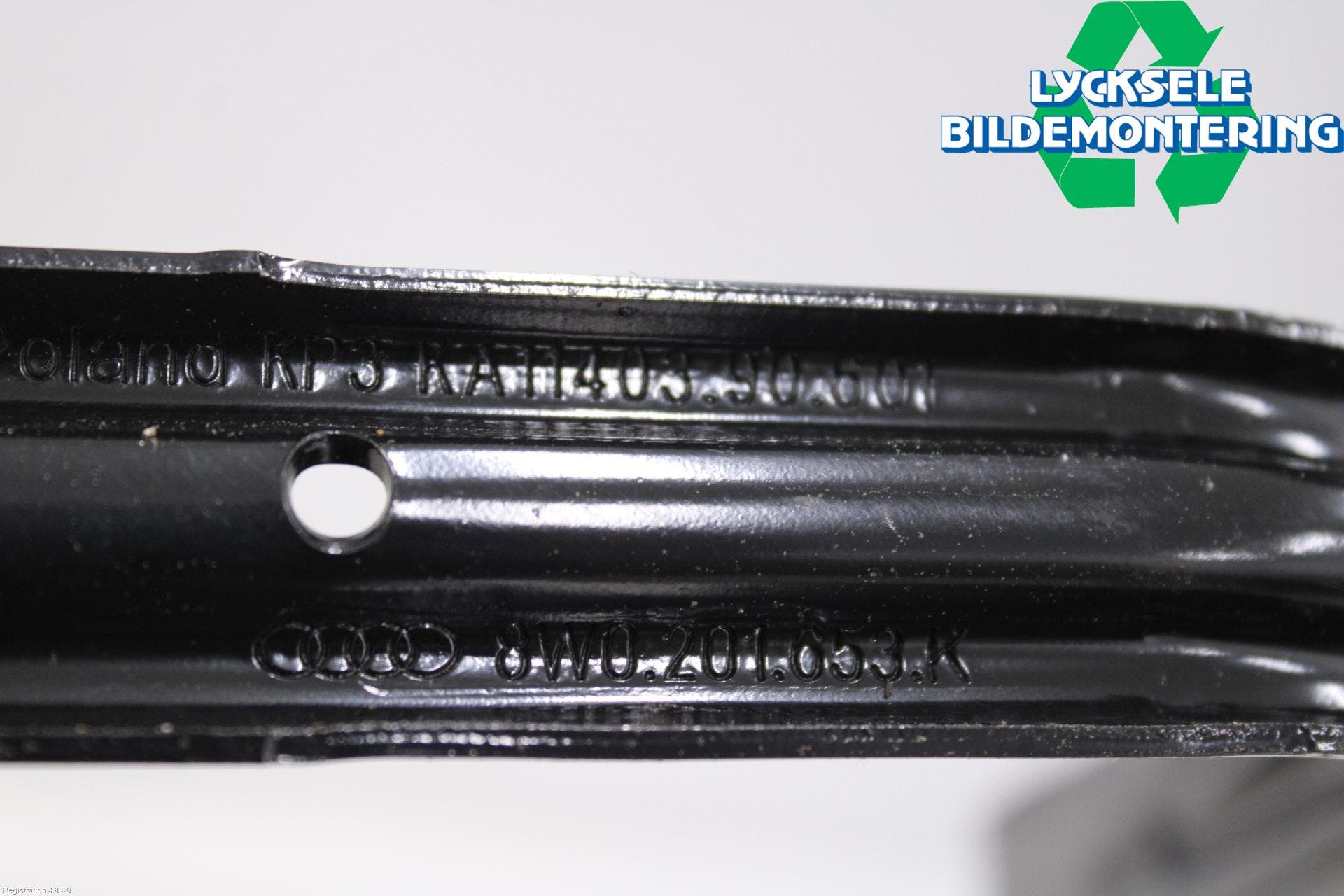 Audi A4/S4 B9 20- Bränsletanksband