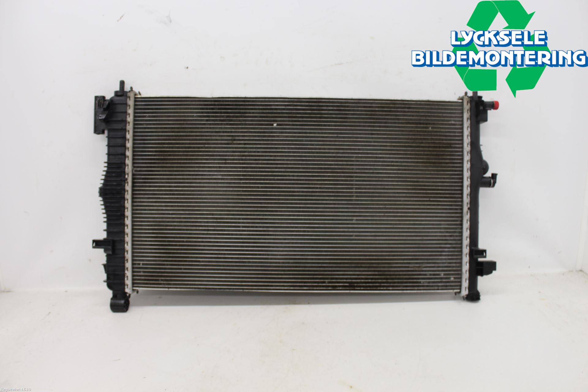 Opel INSIGNIA 09-16 Kylare Aut