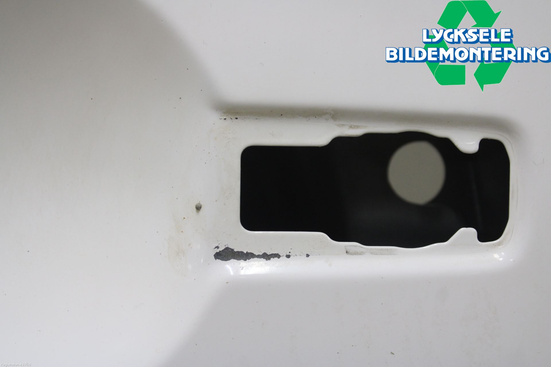 Nissan NAVARA 05-16 Dörr Fram Vänster