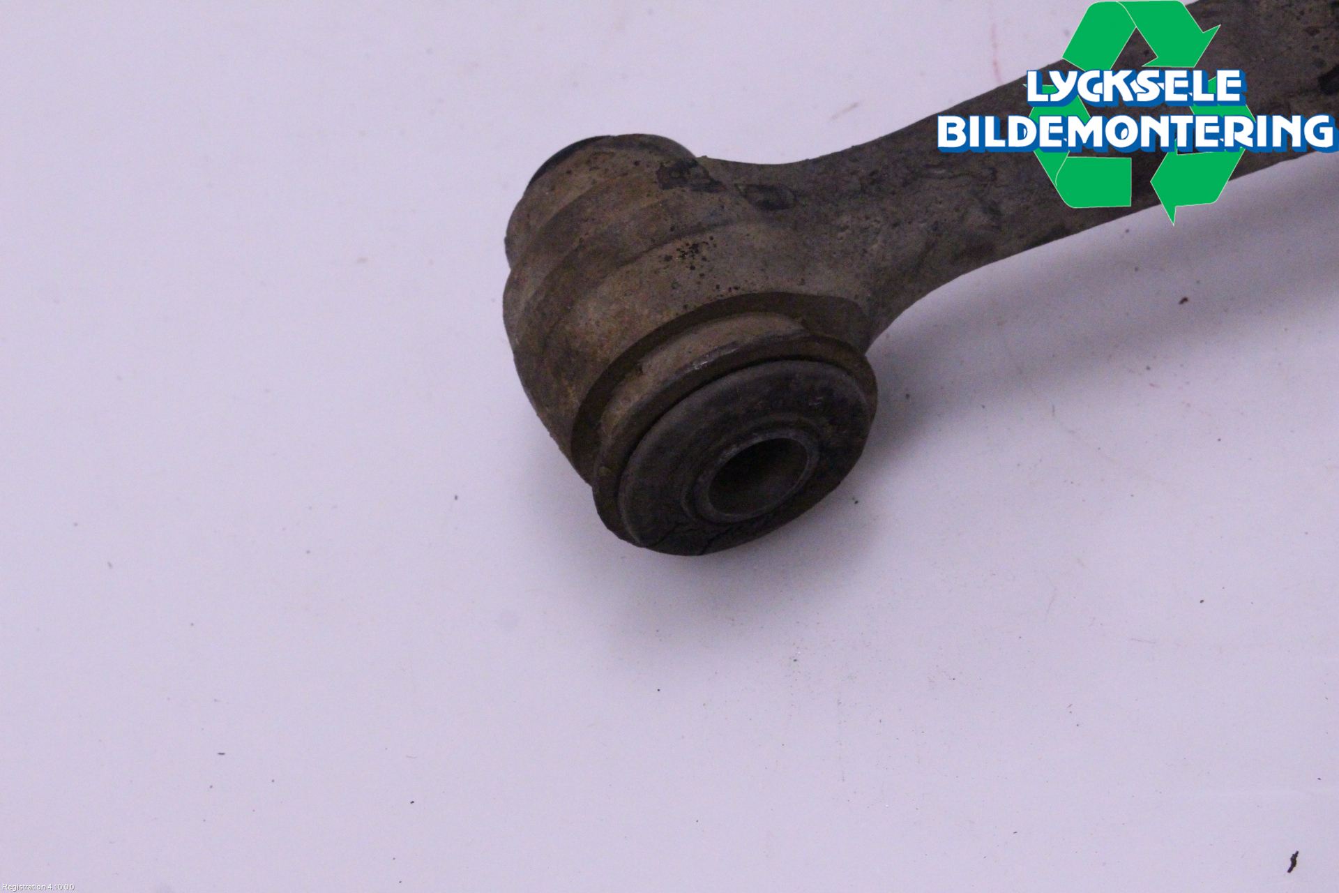 Volvo 740 88-92 Bärarm Fram Undre Vä