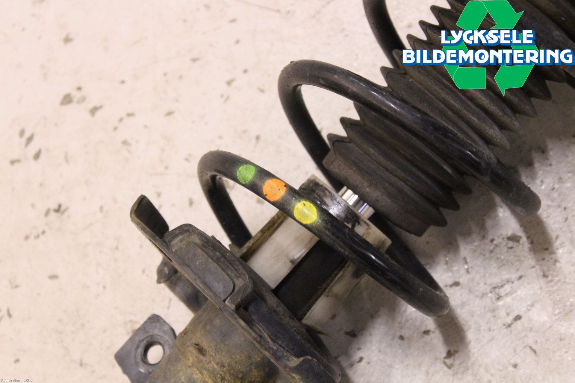 Ford FIESTA 13-17 Fjäderben Fram Höger