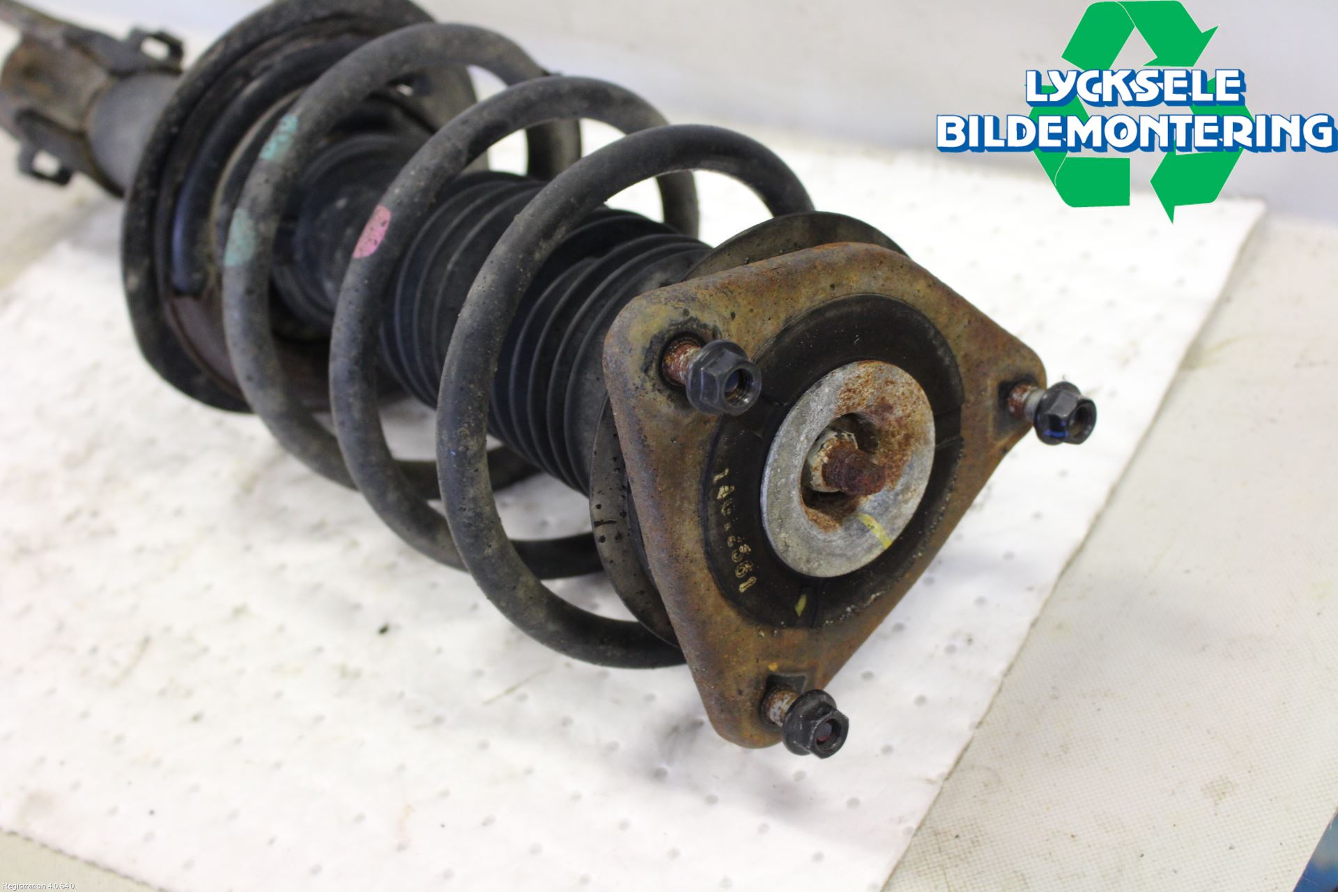 Hyundai i30 GD 13-17 Fjäderben Fram Höger