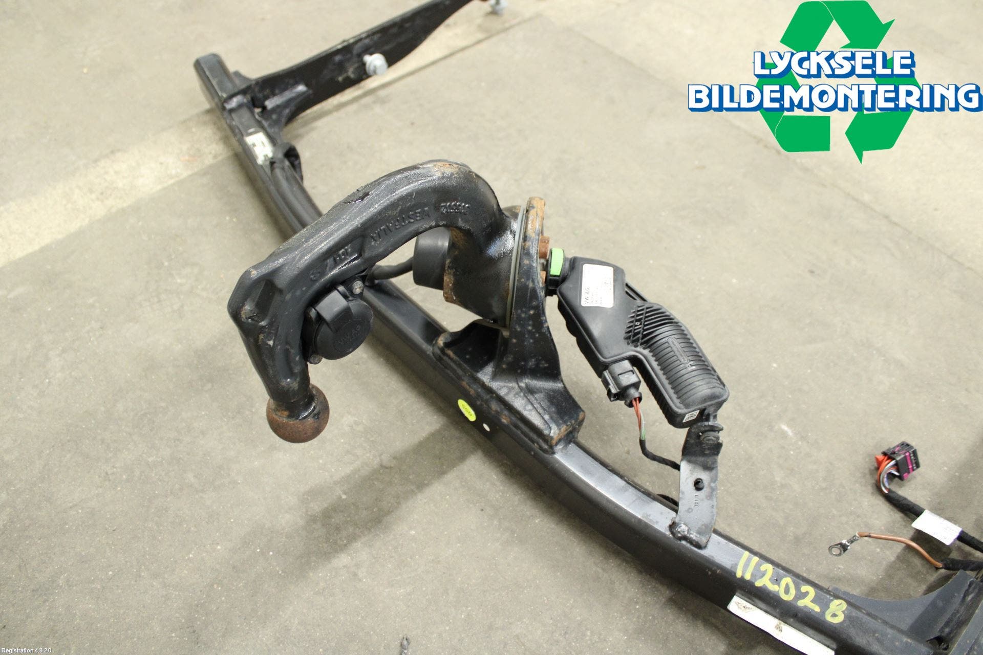 Audi A6 F2/C8 19- Dragkrok